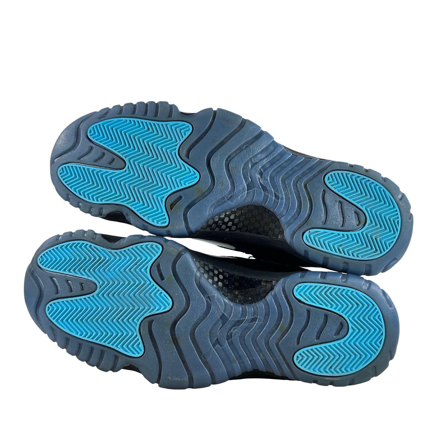 CT8012 047 Jordan 11 Retro Gamma Blue (2025) [USED] - 13 M (Used4)