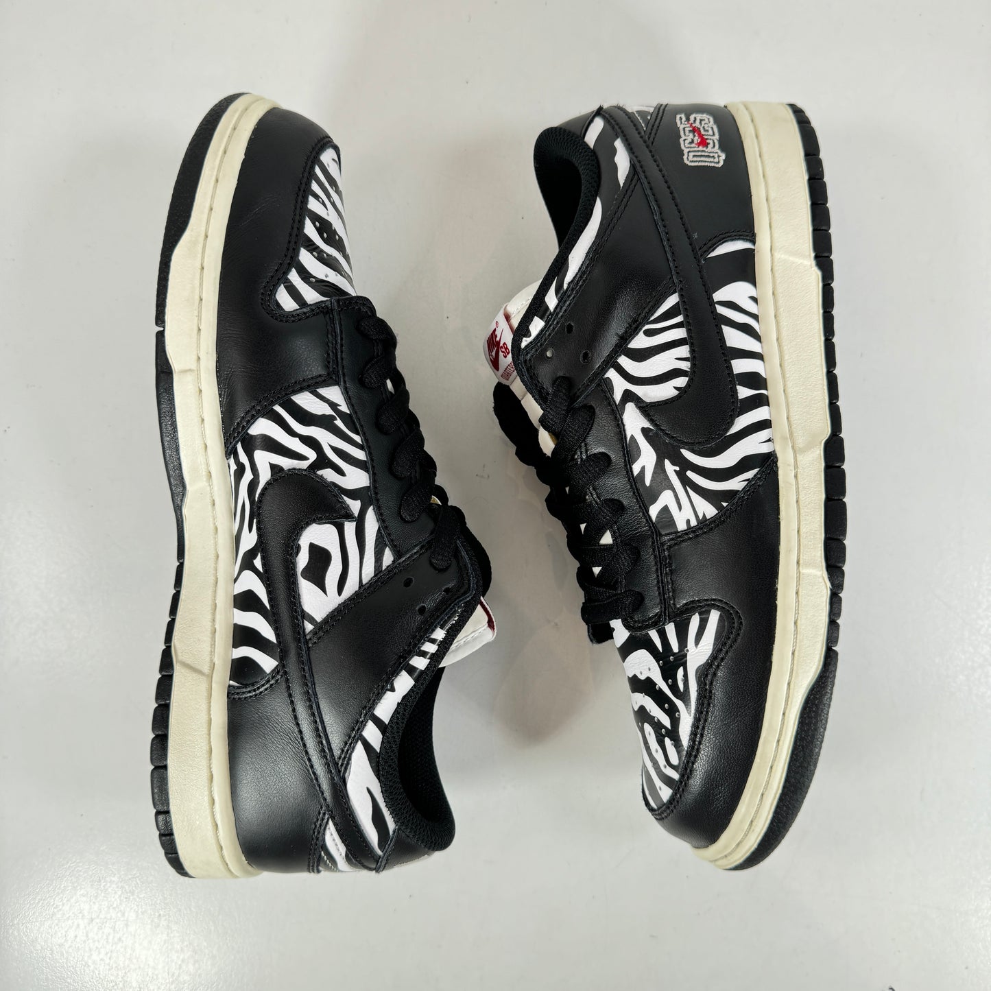 DM3510 001 SB Dunk Low Quartersnacks Zebra [USED] - 10 (Used)