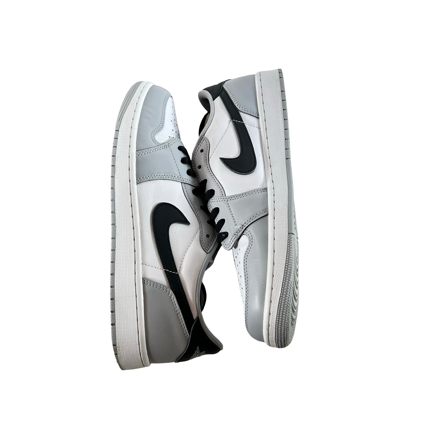 CZ0790 110 Jordan 1 Retro Low OG Barons [USED] - 12 M (Used)