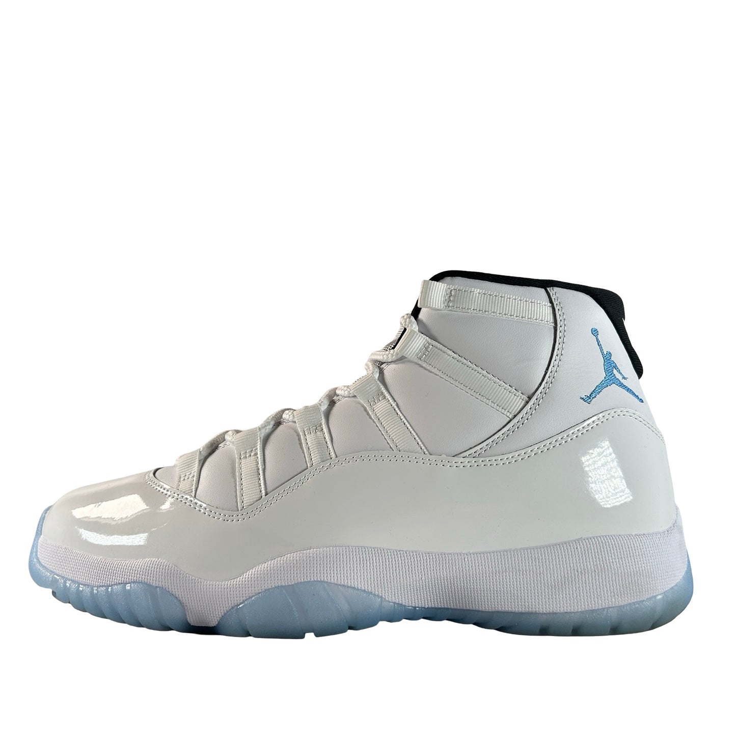 CT8012 104 Jordan 11 Retro Legend Blue (2024) [USED] - 10.5 M (Used)