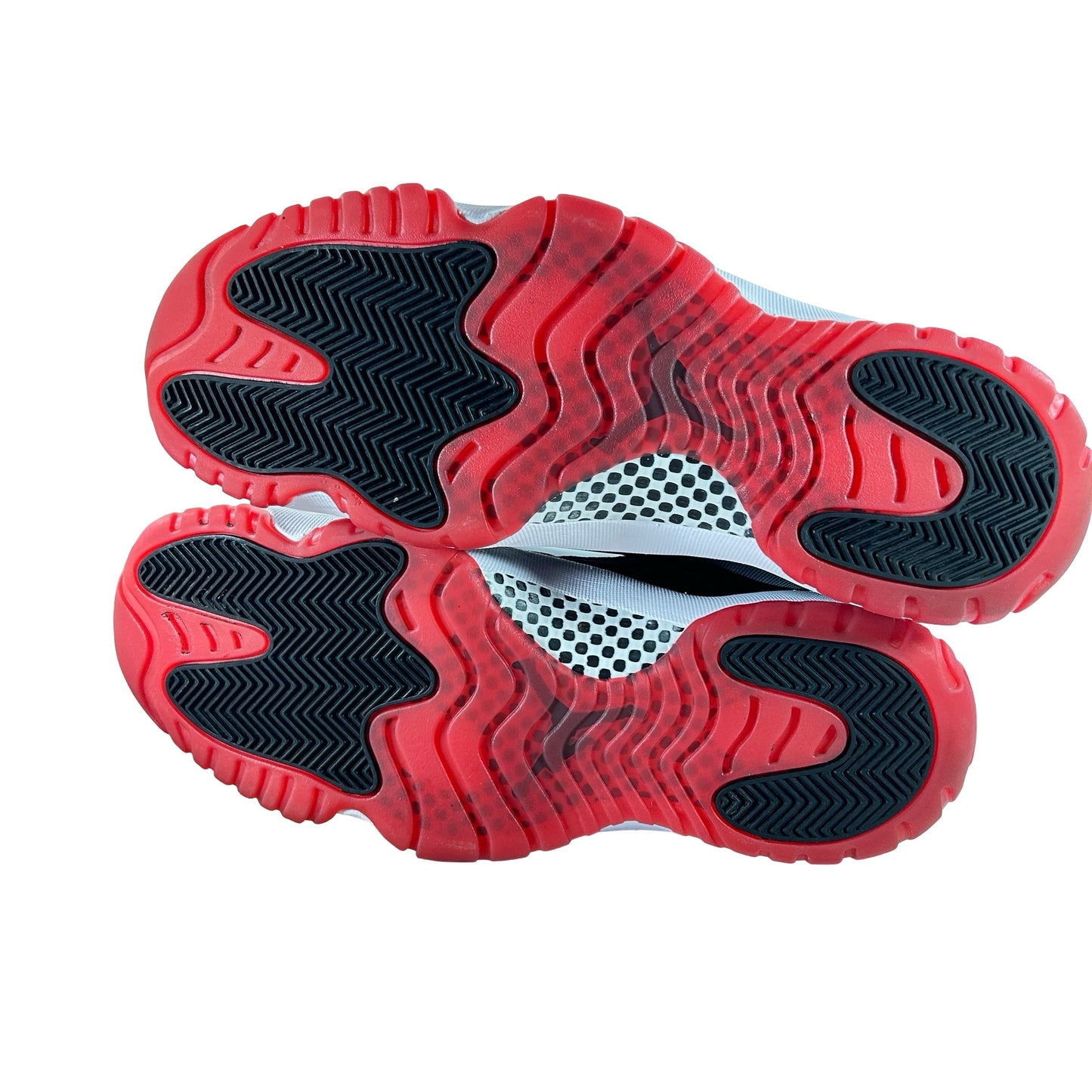 378037 061 Jordan 11 Retro Playoffs Bred (2019) [USED] - 12 M (Used8)