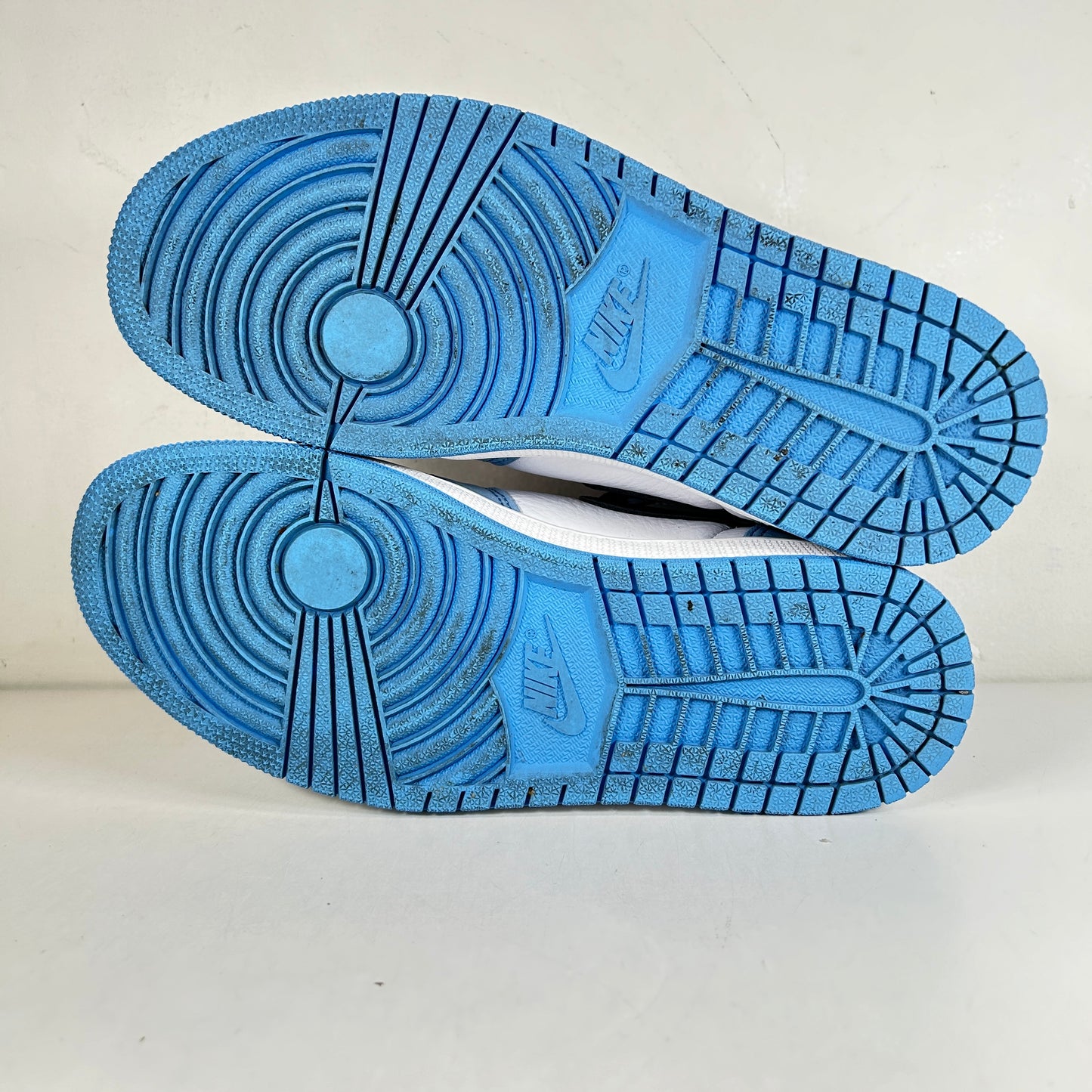 555088 134 Jordan 1 University Blue [USED] - 8.5 M (Used2)