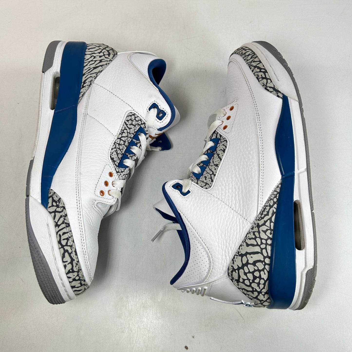 CT8532 148 Jordan 3 Retro Wizards [USED] - 10.5 M (Used3)