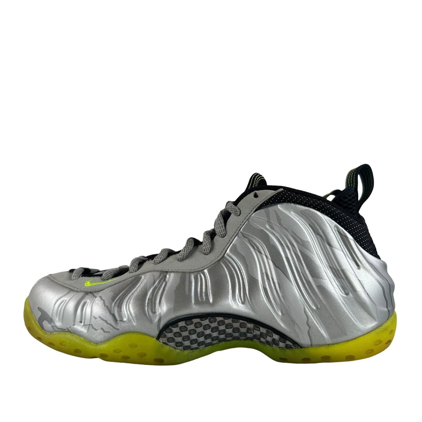 575420 004 Nike Air Foamposite One Silver Volt Camo [USED] - 8.5 M (Used)