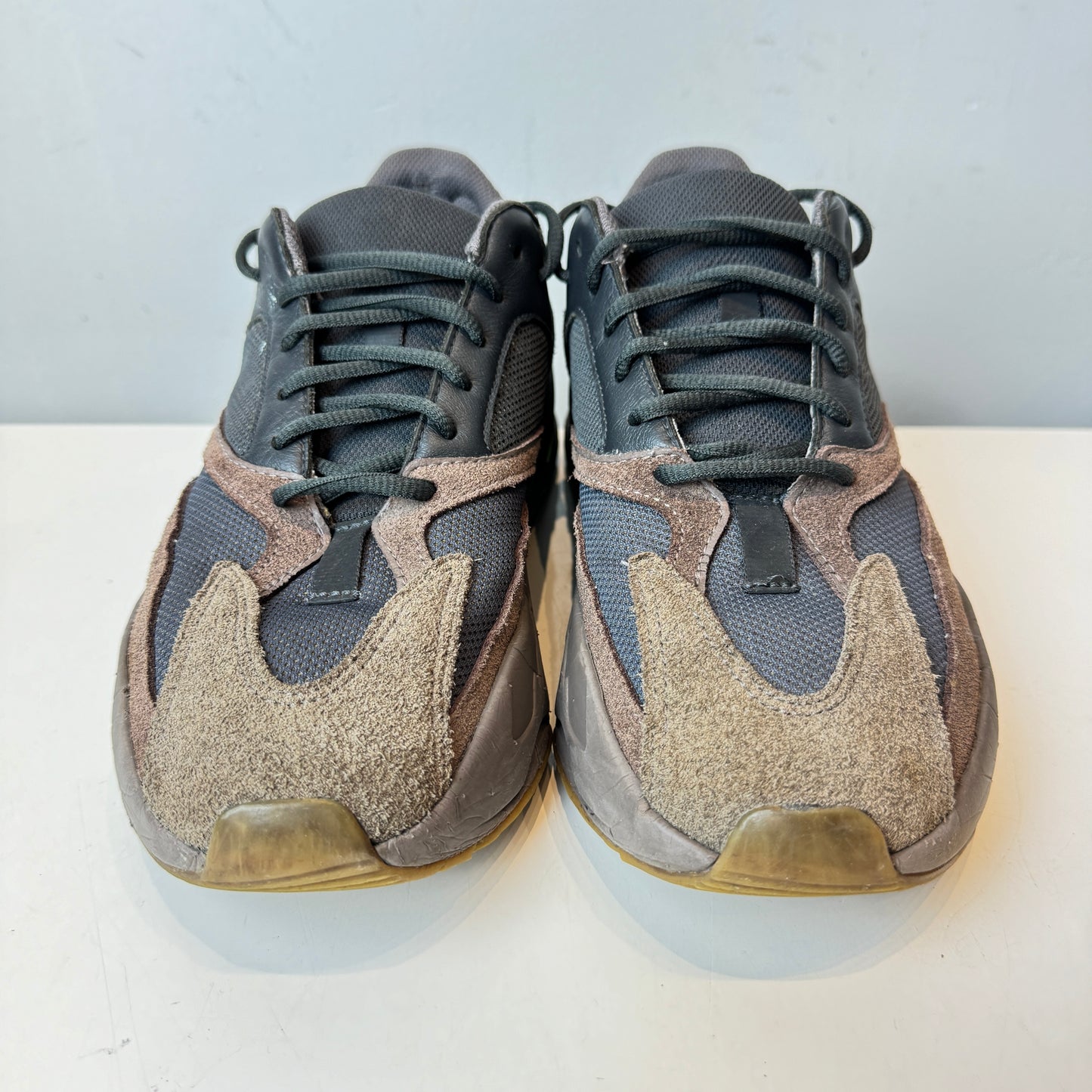 EE9614 Yeezy Boost 700 Mauve [USED] - 9 M (Used)
