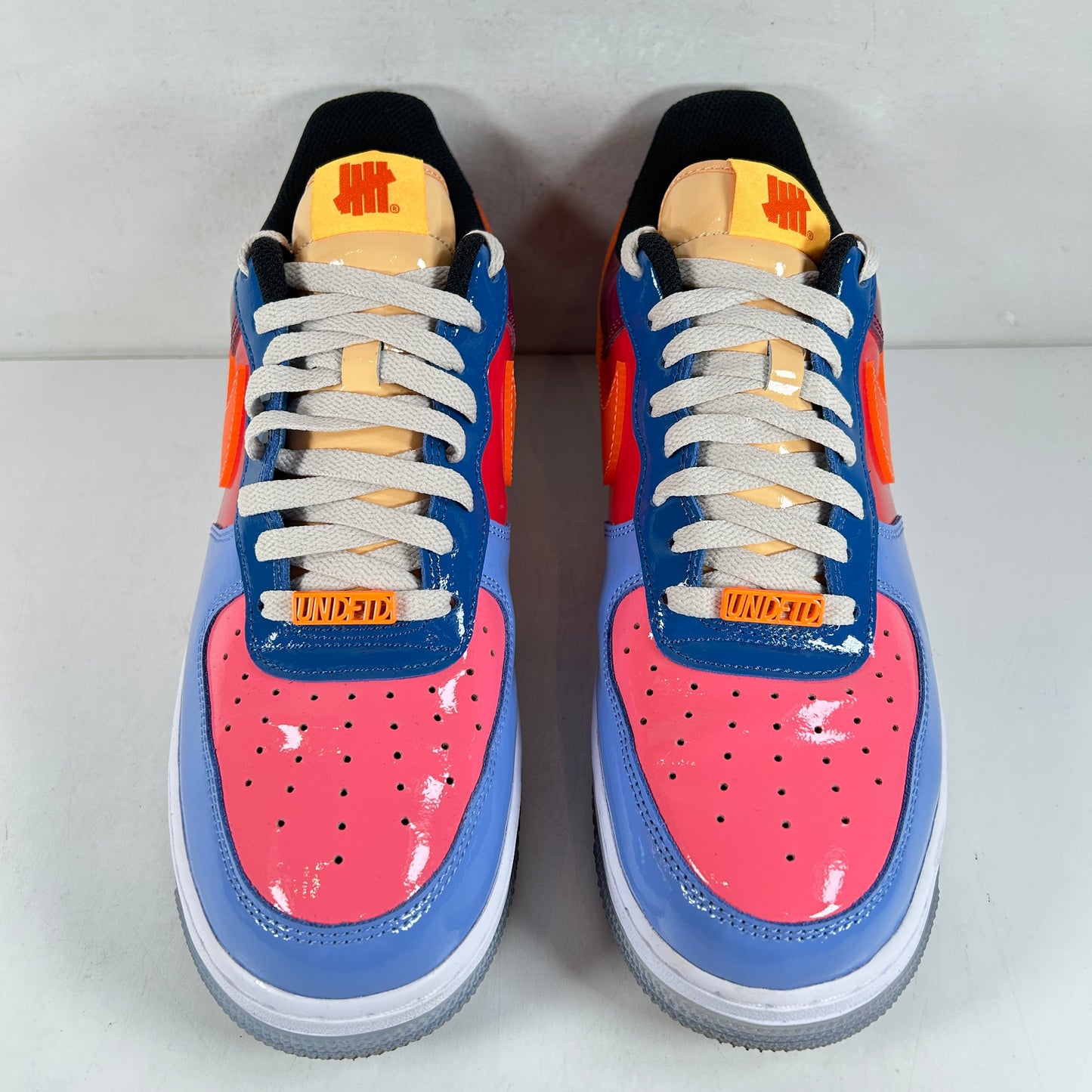 DV5255 400 Nike Air Force 1 Low SP UNDFTD Patente múltiple