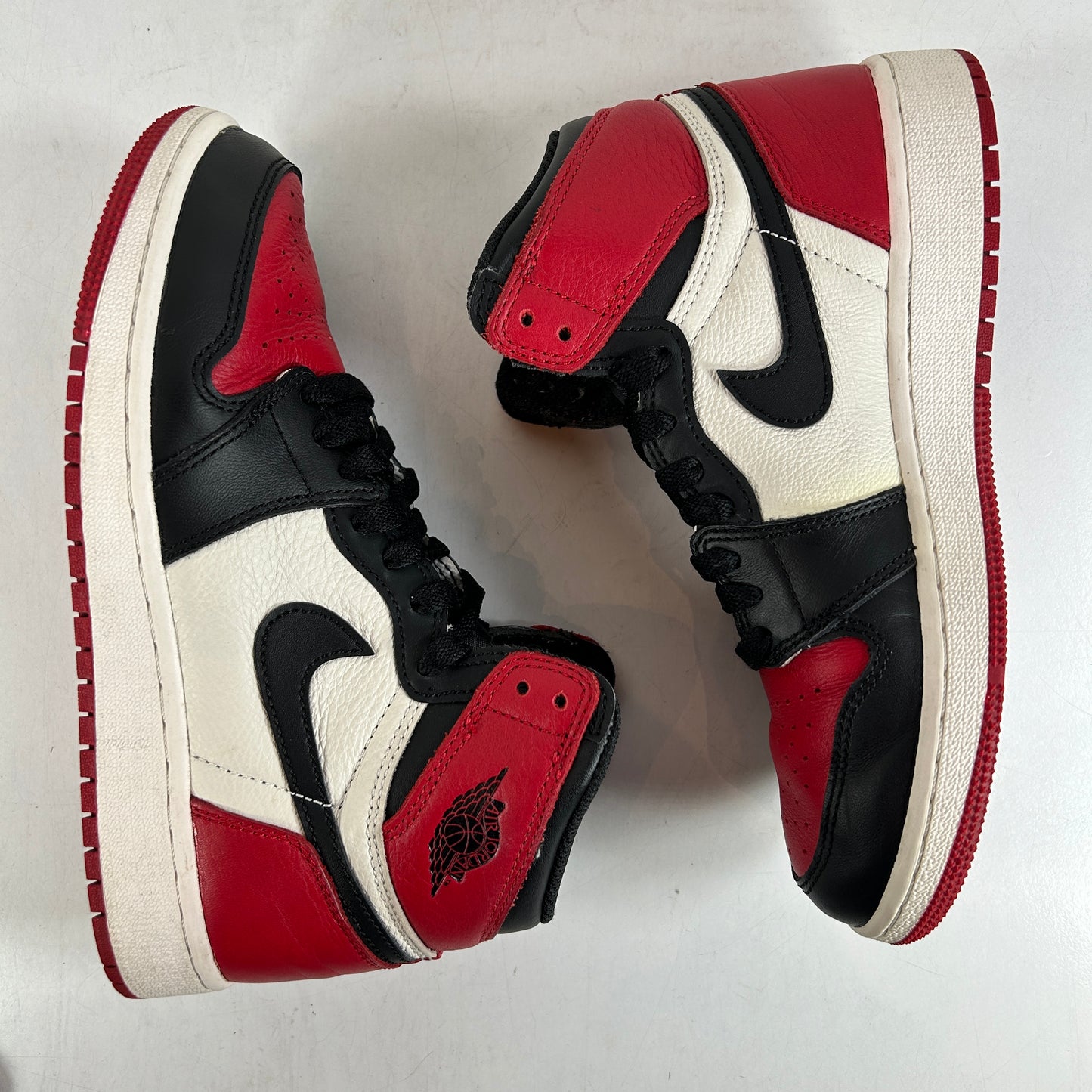 575441 610 Jordan 1 Retro High Bred Toe (GS) [USED] - 5 Y (Used2)