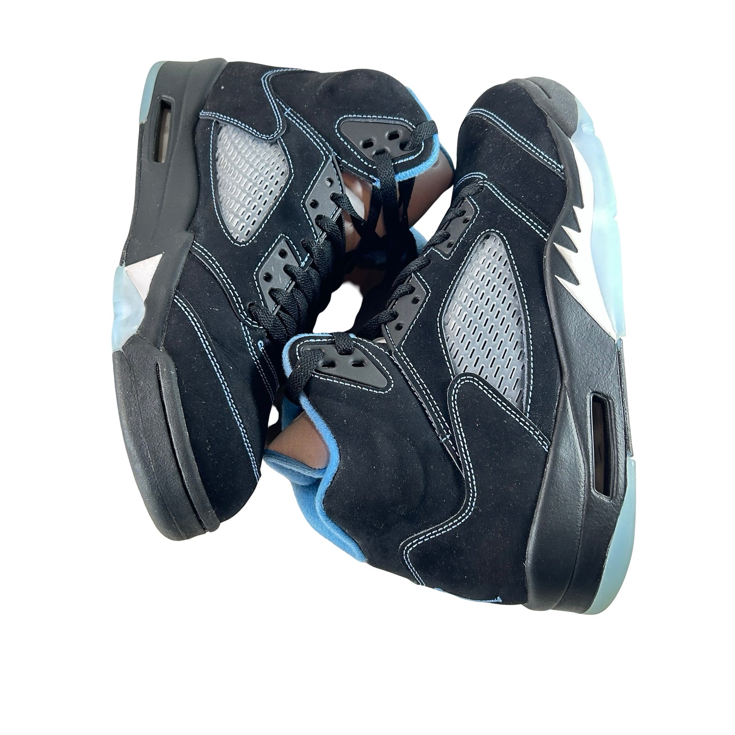 DD0587 008 Air Jordan 5 Retro Black University Blue (2026) [USED] - 9.5 M (Used)