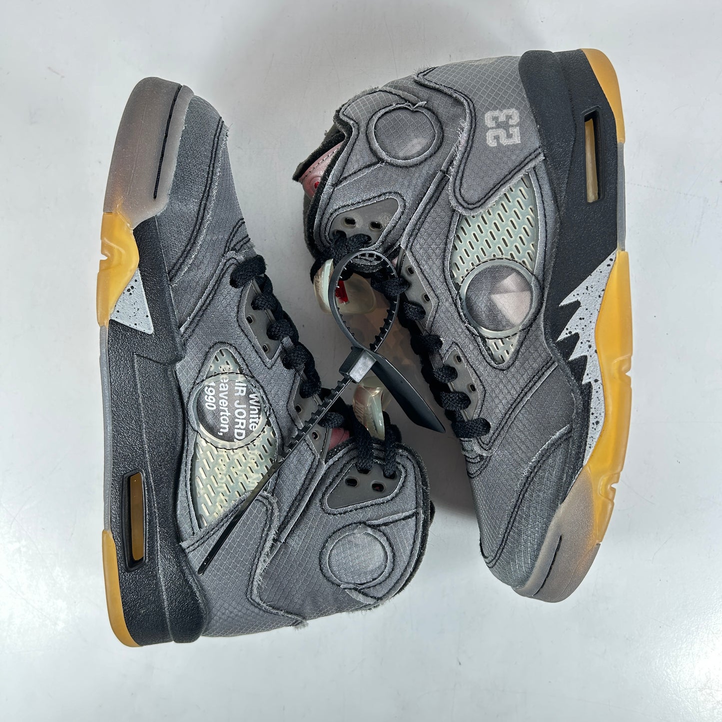 CT8480 001 Jordan 5 Off-White Black [USED] - 6 M (VNDS) (No Box)