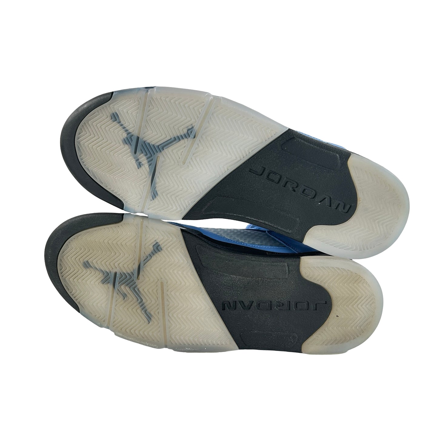 DV1310 401 Jordan 5 Retro UNC University Blue [USED] - 13 M (Used)