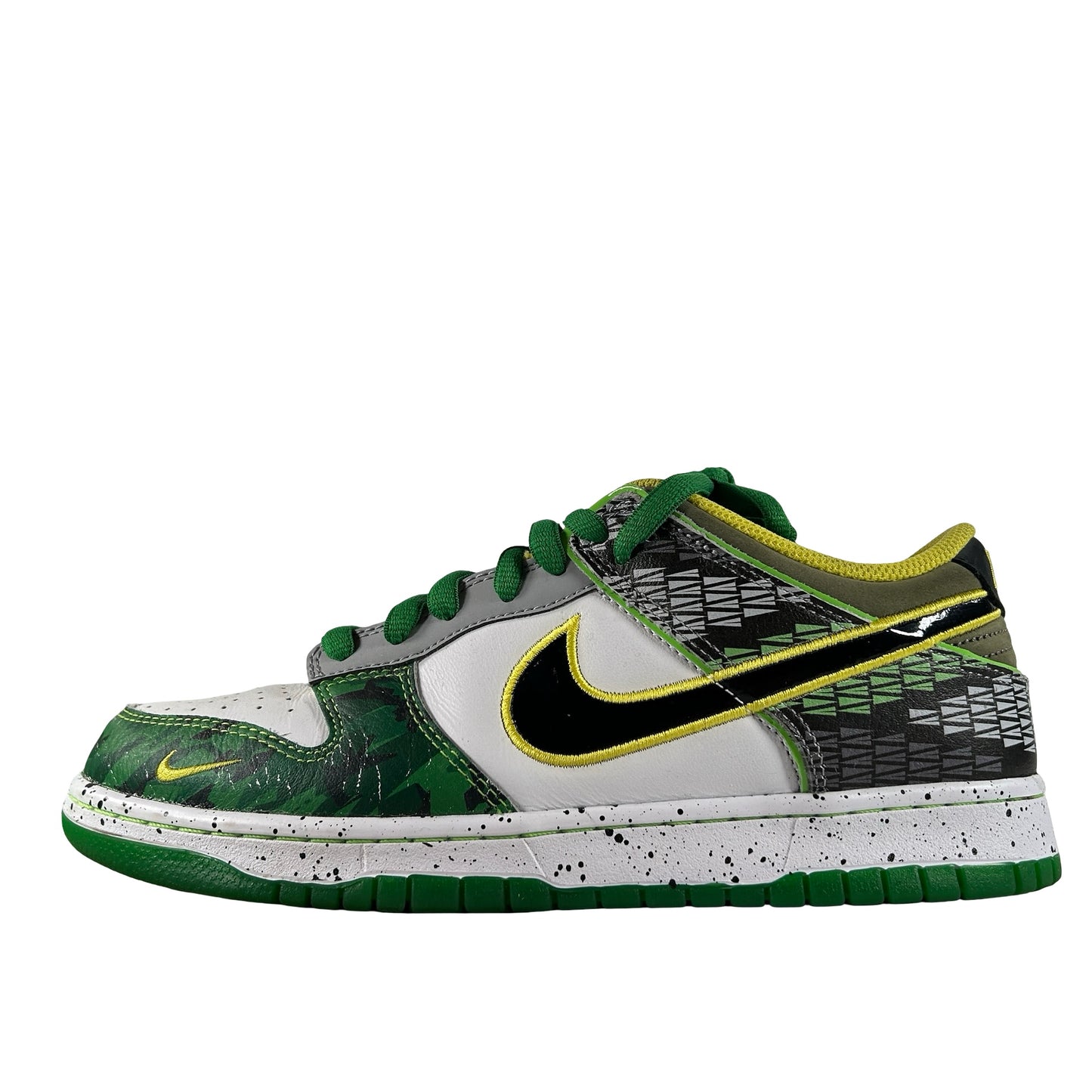 HV1454 100  Nike Dunk Low What the Duck Away University of Oregon PE [USED] - 8.5 M (Used)