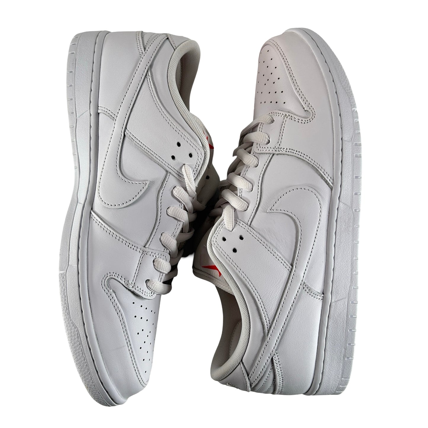 FJ1674 100 Nike SB Dunk Low Pro Triple White [CONDITIONAL] - 13 M (Discoloration)