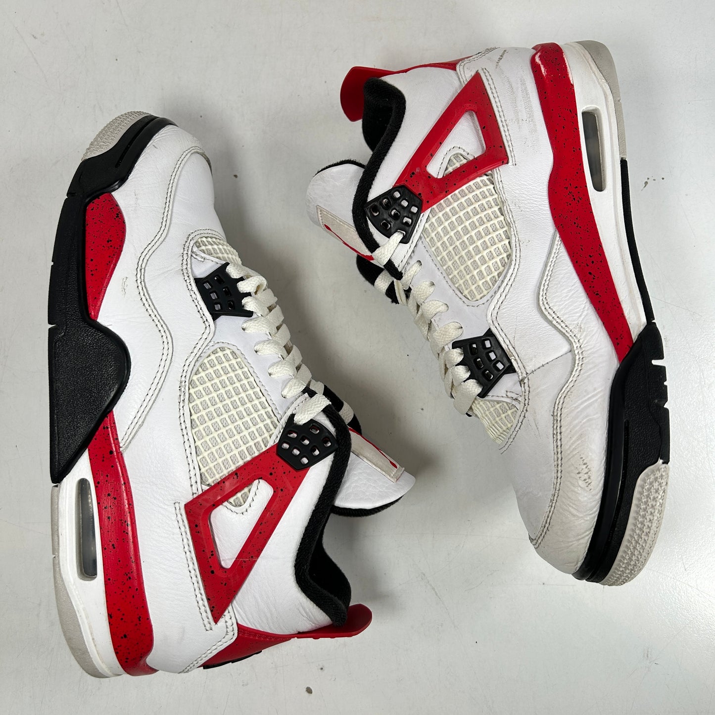 DH6927 161 Jordan 4 Retro Red Cement [USED] - 7.5 M (Used)