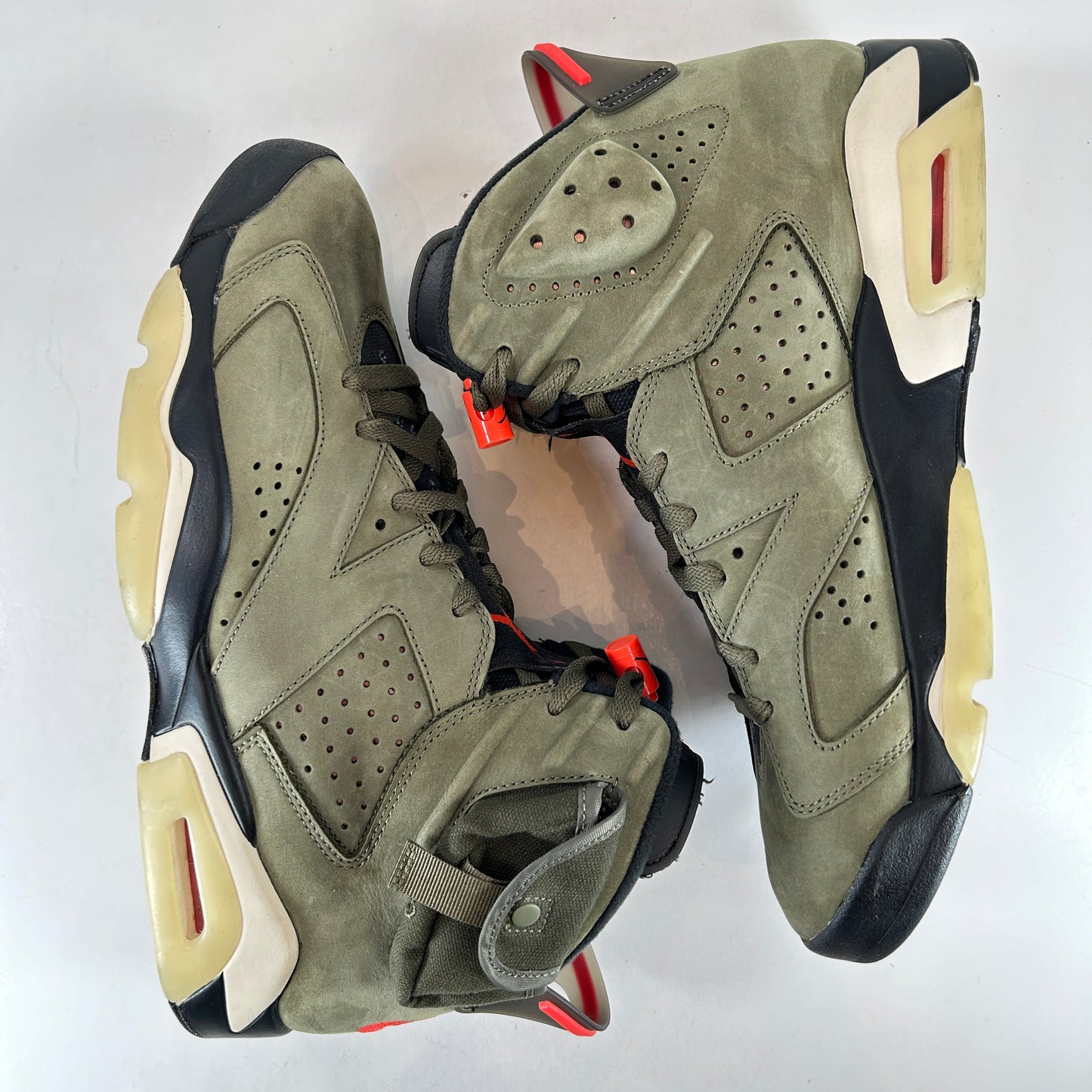 CN1084 200 Jordan 6 Retro Travis Scott [USED] - 11 M (Used3)