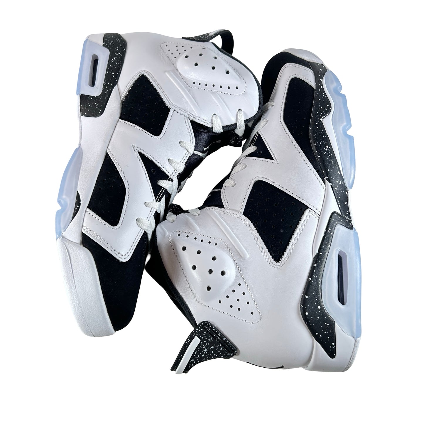 CT8529 108 Jordan 6 Retro Oreo (2026)