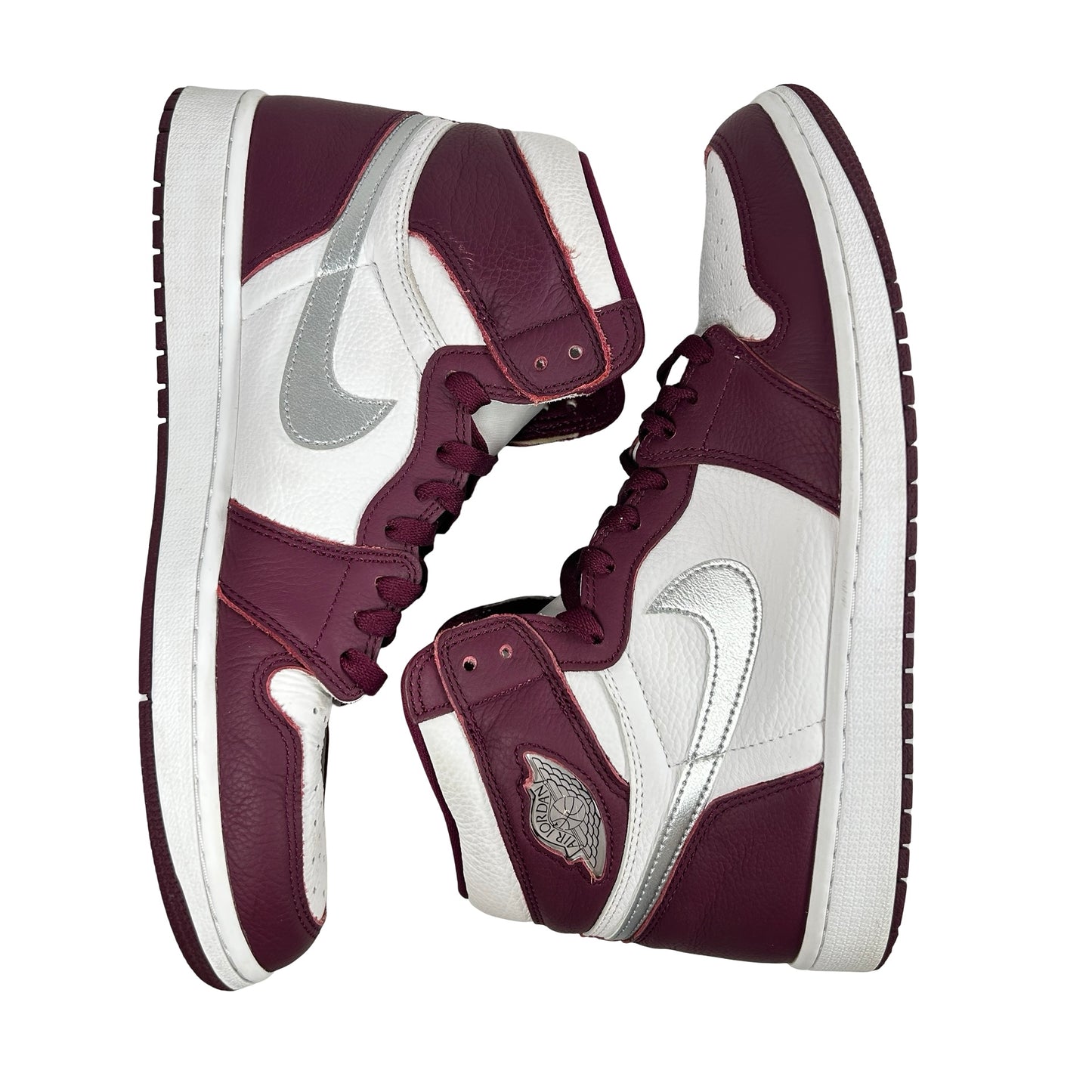 555088 611 Jordan 1 Retro High OG Bordeaux [USED] - 12 M (Used)