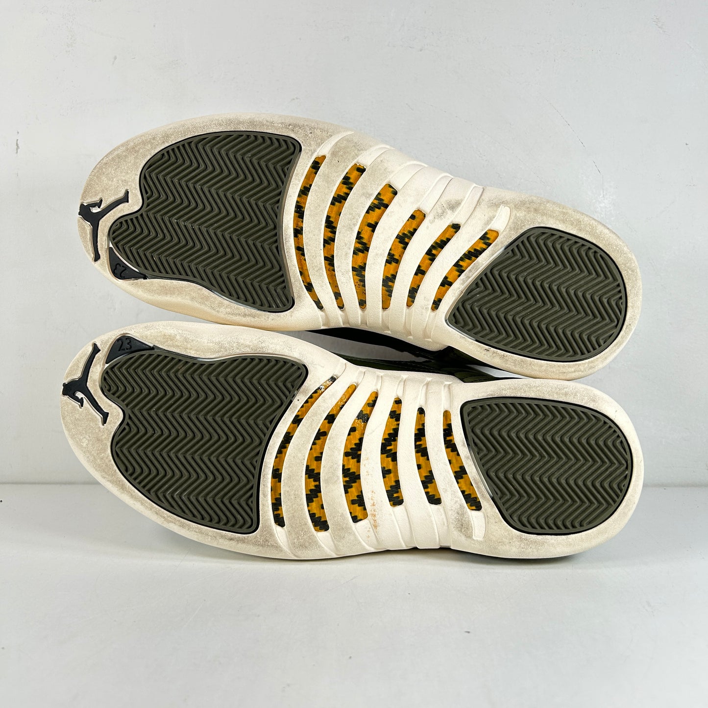 130690 301 Jordan 12 Retro Chris Paul Class Of 2003 [USED] - 10 M (VNDS)