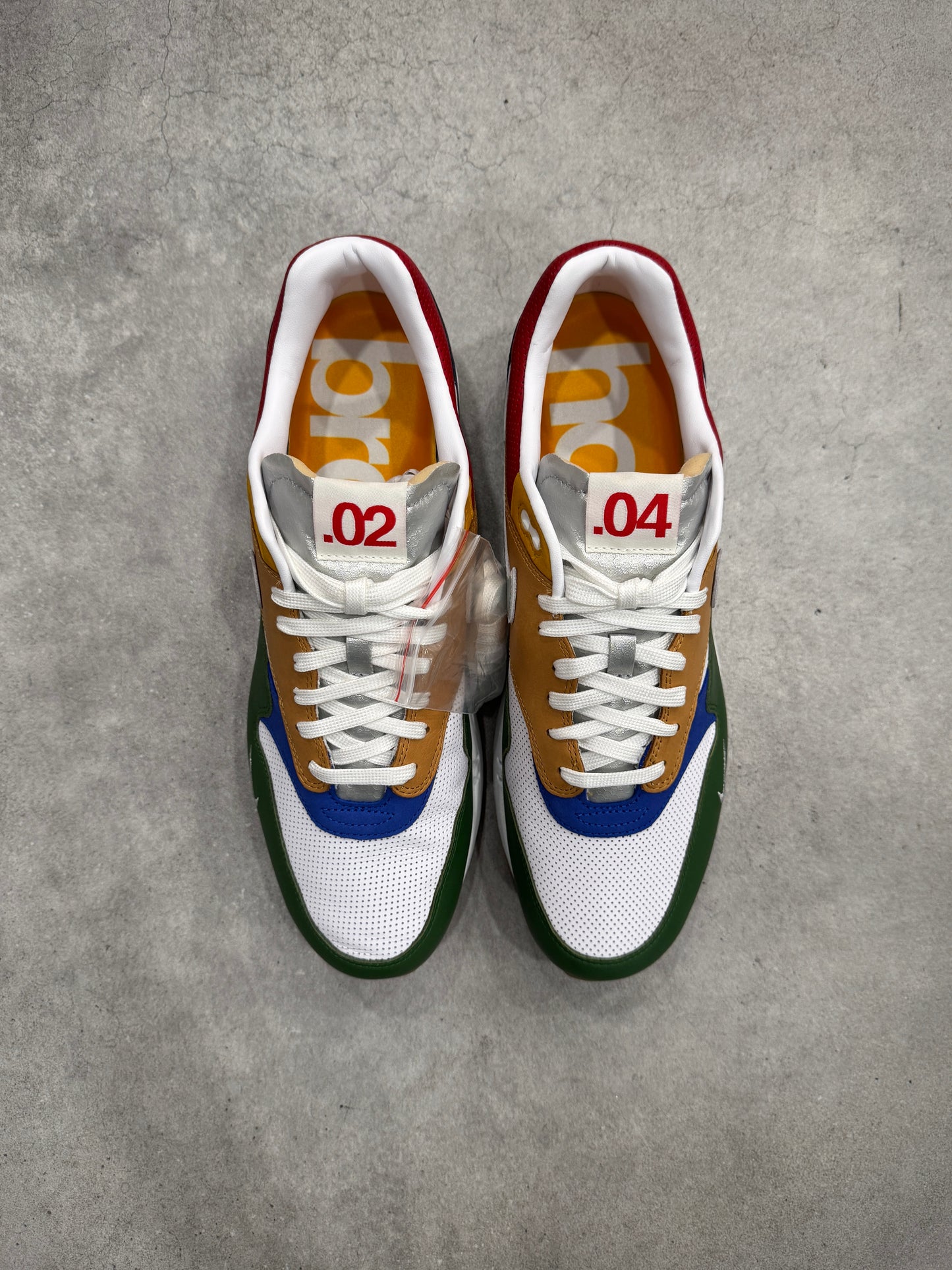 II6235 100 Nike Air Max 1 Premium Goods White Forest Green