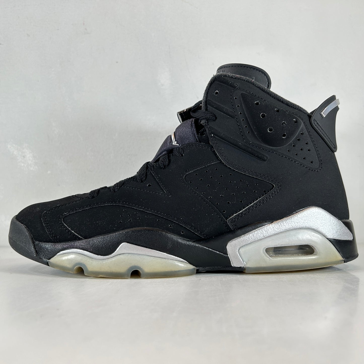 DX2836 001 Jordan 6 Retro Metallic Silver [USED] - 9.5 M (Used)