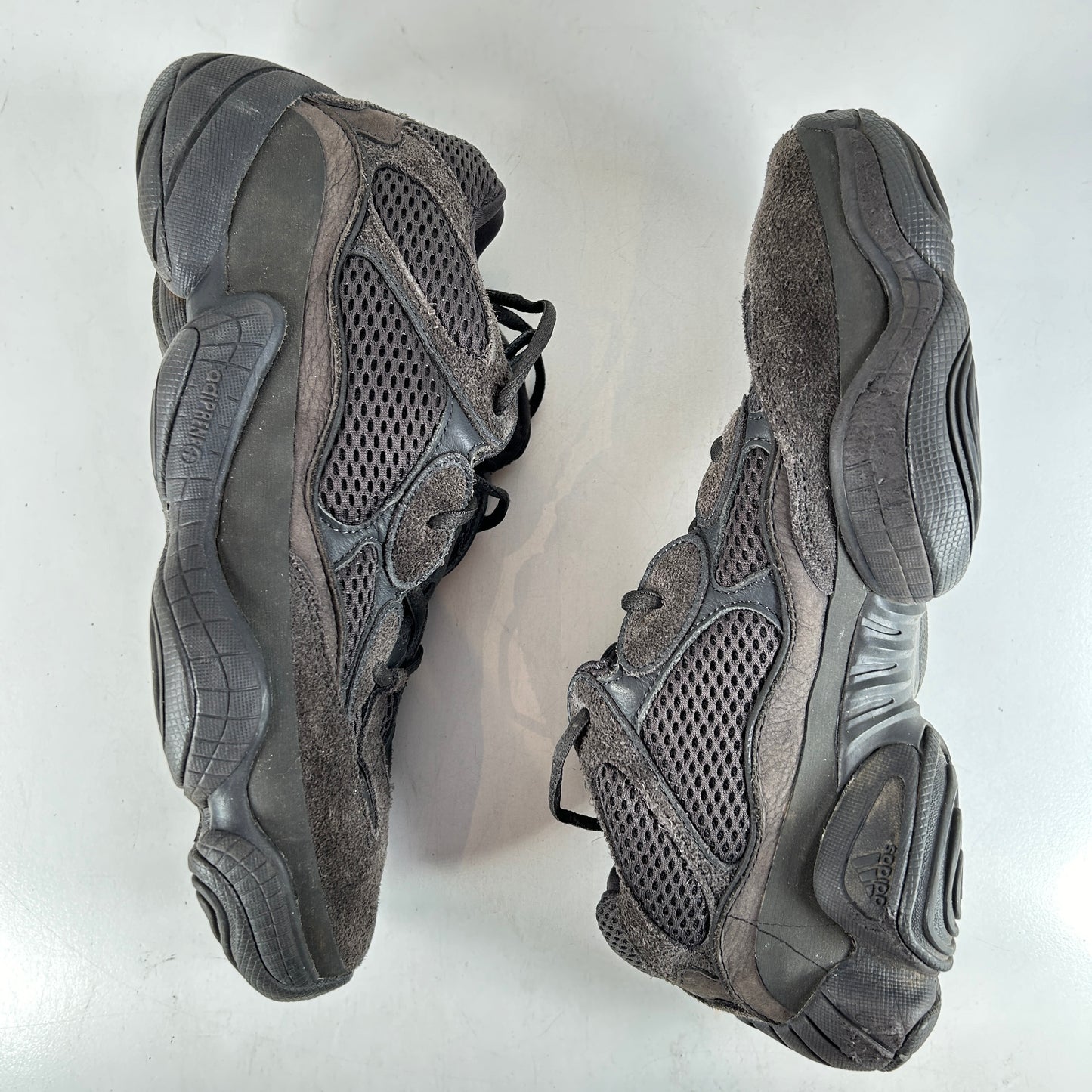 F36640 Adidas Yeezy 500 Utility Black [USED] - 10.5 M (Used)