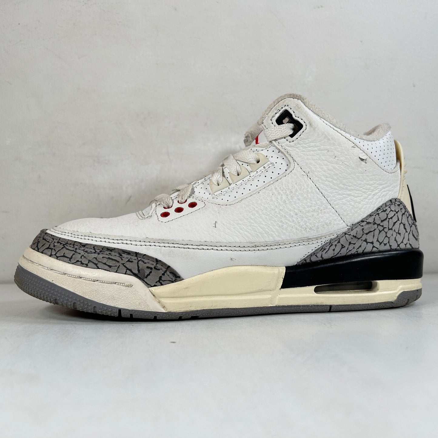 DM0967 100 Jordan 3 Retro White Cement Reimagined (GS) [USED] - 6 Y (Used)