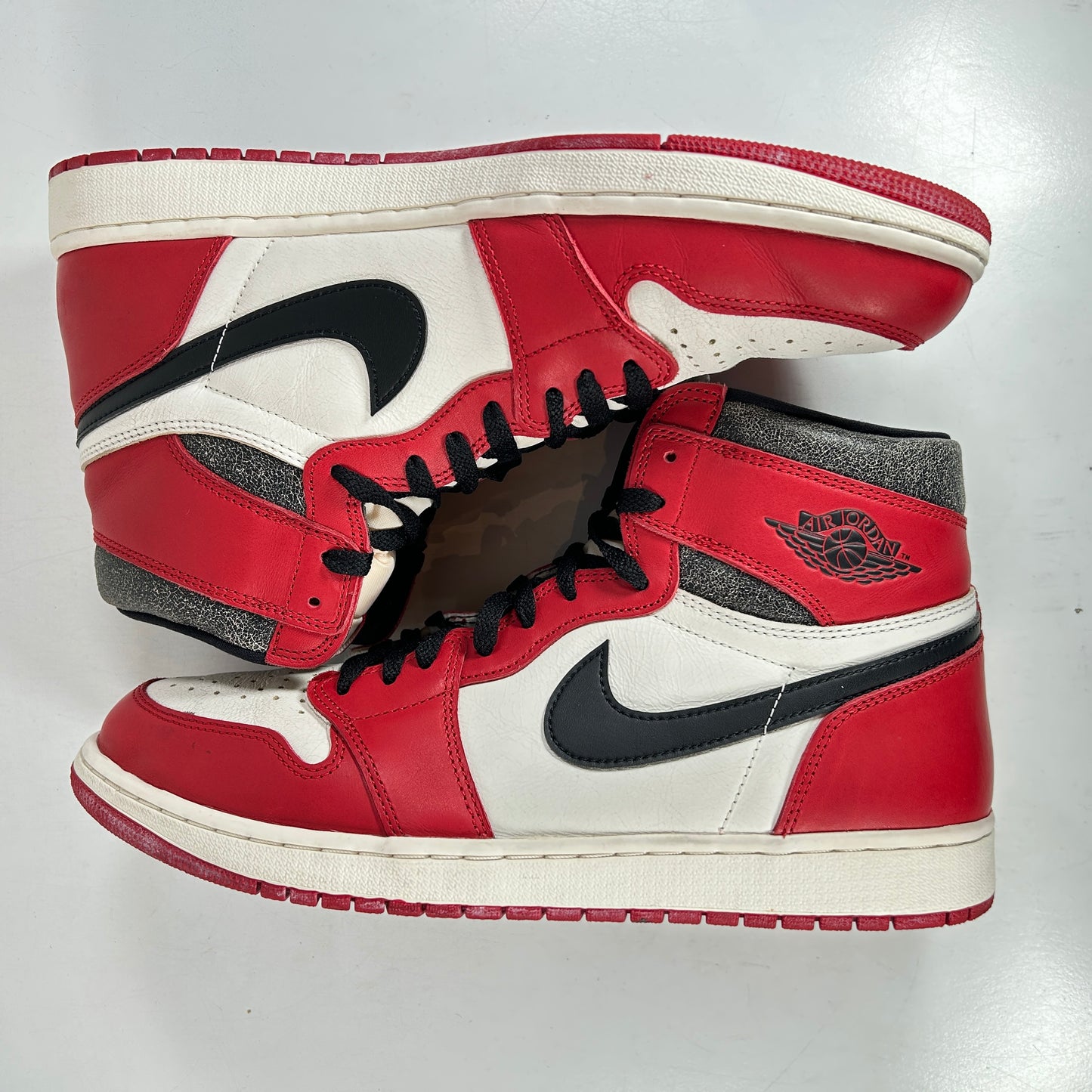 DZ5485 612 Jordan 1 Retro High OG Chicago Lost And Found [USED] - 13 M (Used)