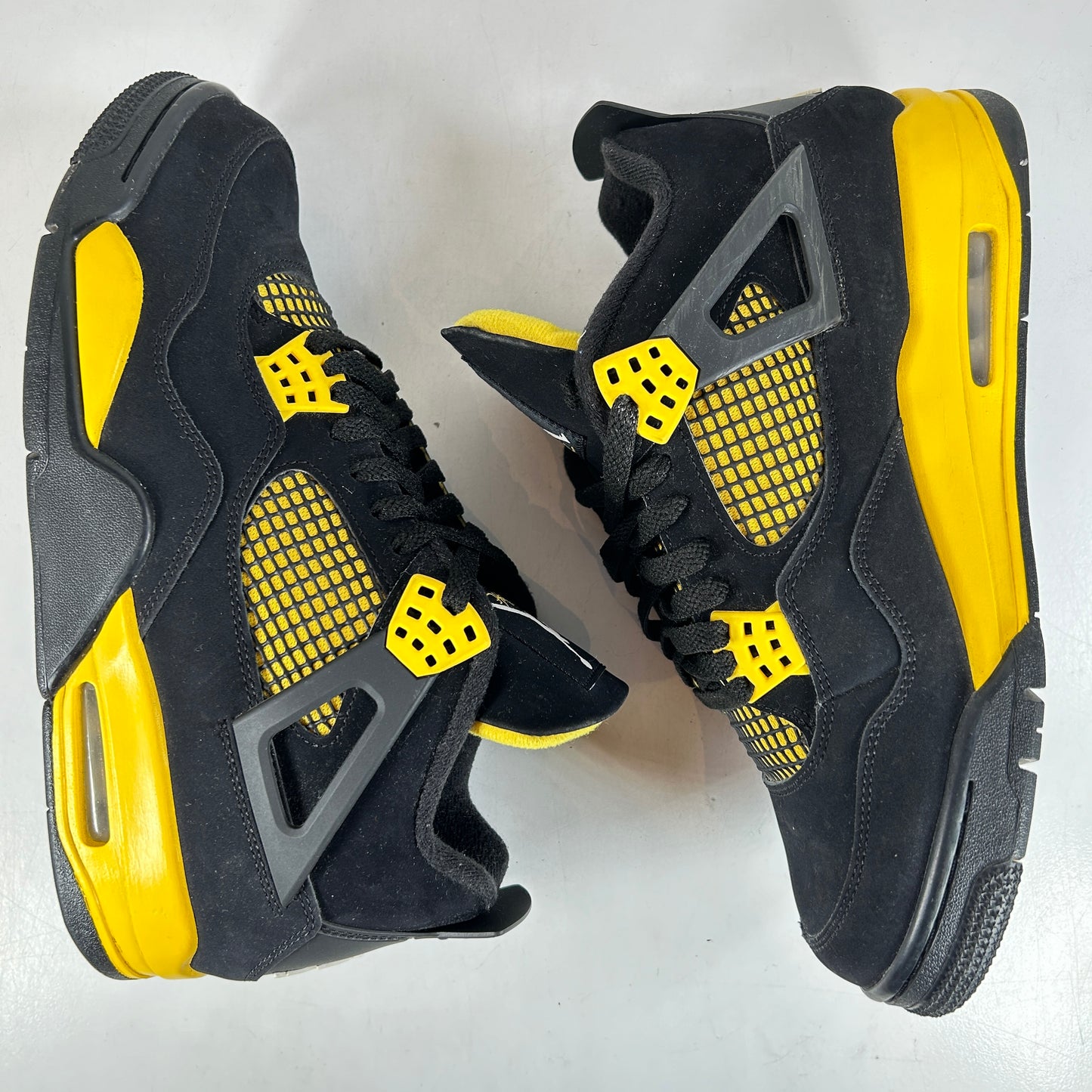 DH6927 017 Jordan 4 Retro Thunder [USED] - 10 M (Used2)