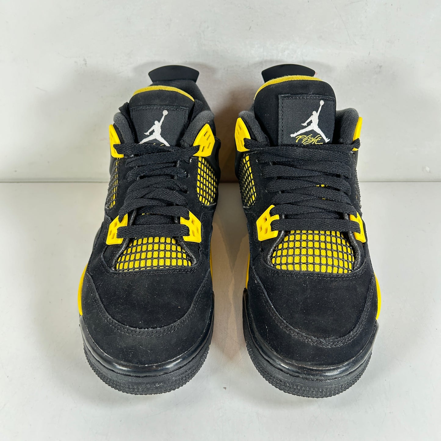 408452 017 Jordan 4 Retro Thunder (2023) (GS) - 5.5 Y (Used2)