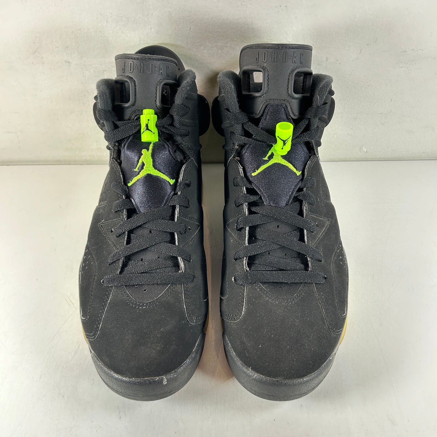 CT8529 003 Jordan 6 Retro Electric Green [USED] - 9 M (Used)