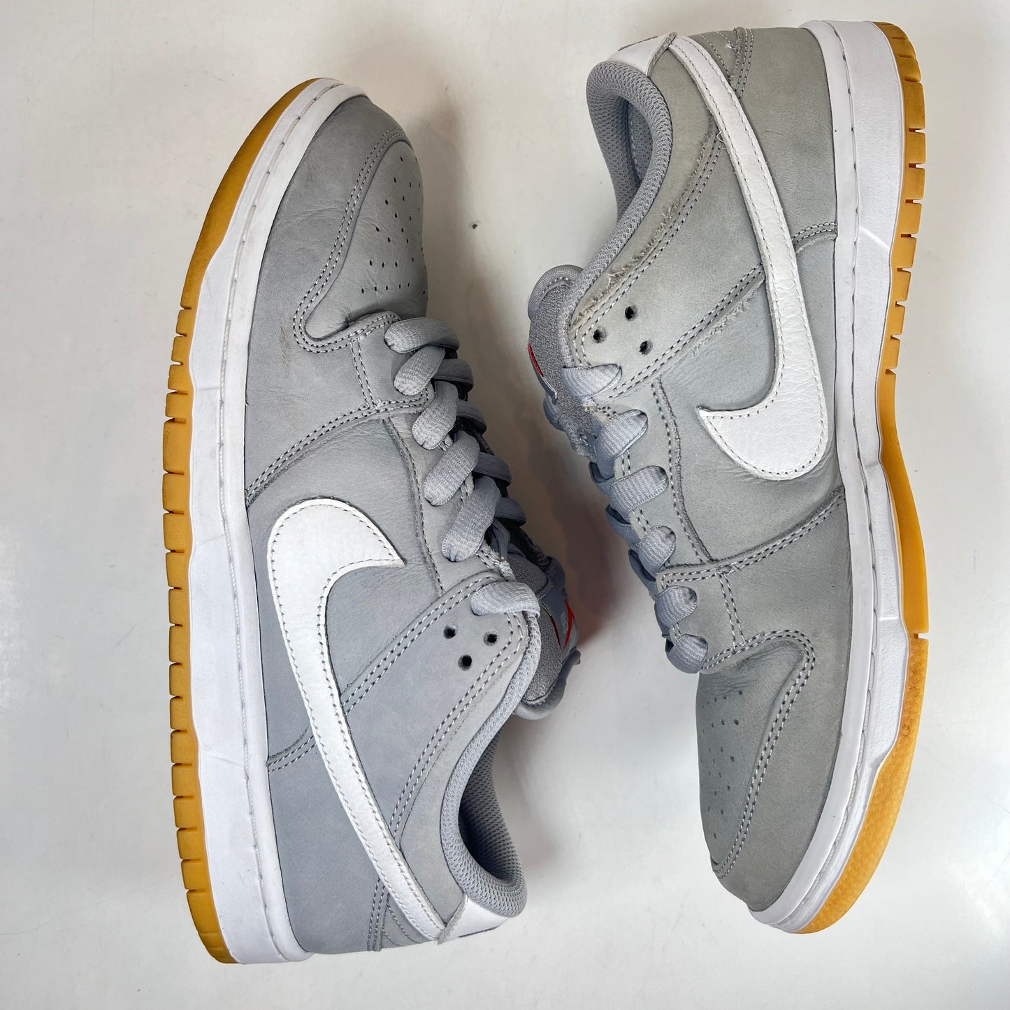 DV5464 001 Nike SB Dunk Low Pro ISO Orange Label Wolf Grey Gum [USED] - 9 M (Used)
