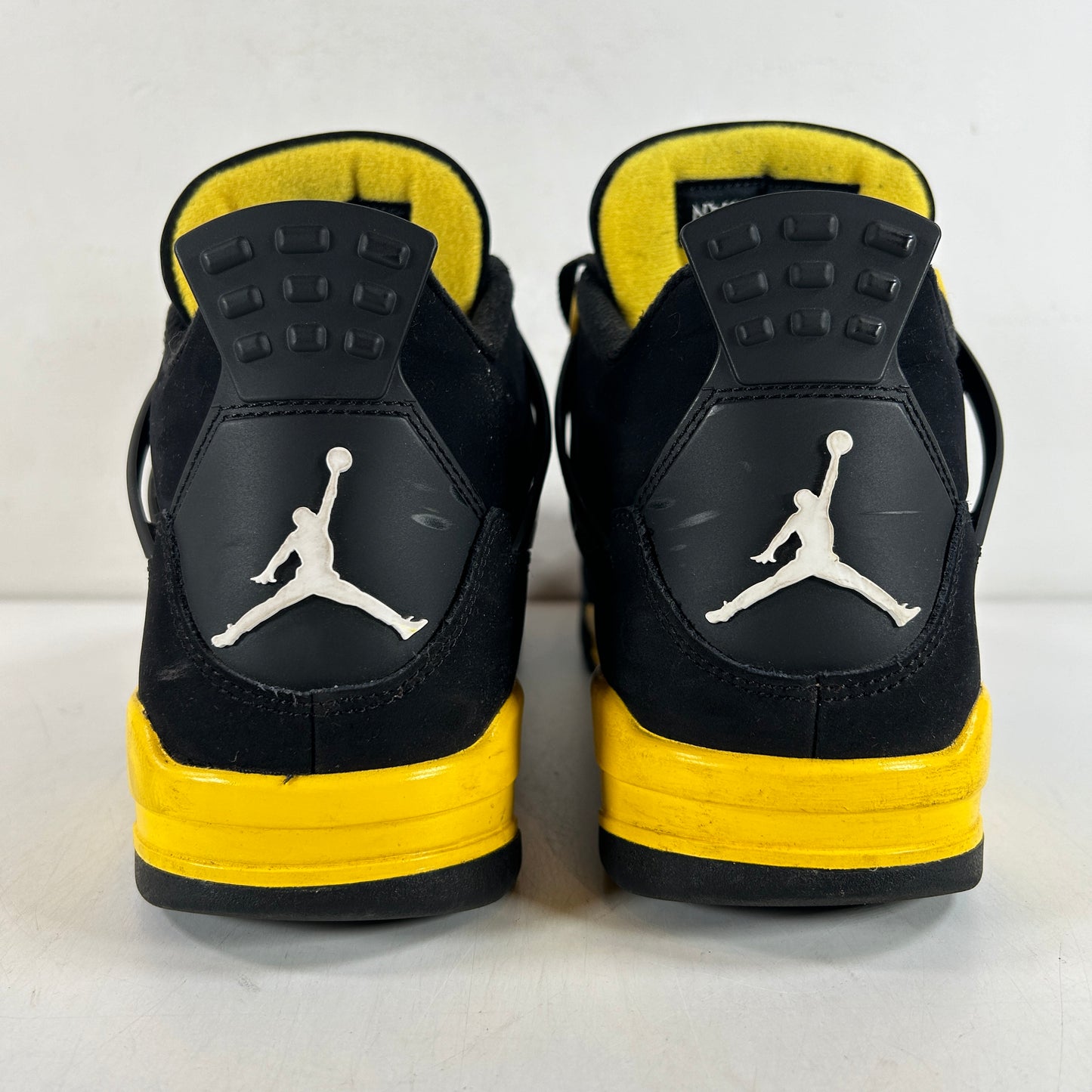 DH6927 017 Jordan 4 Retro Thunder [USED] - 10 M (Used4)