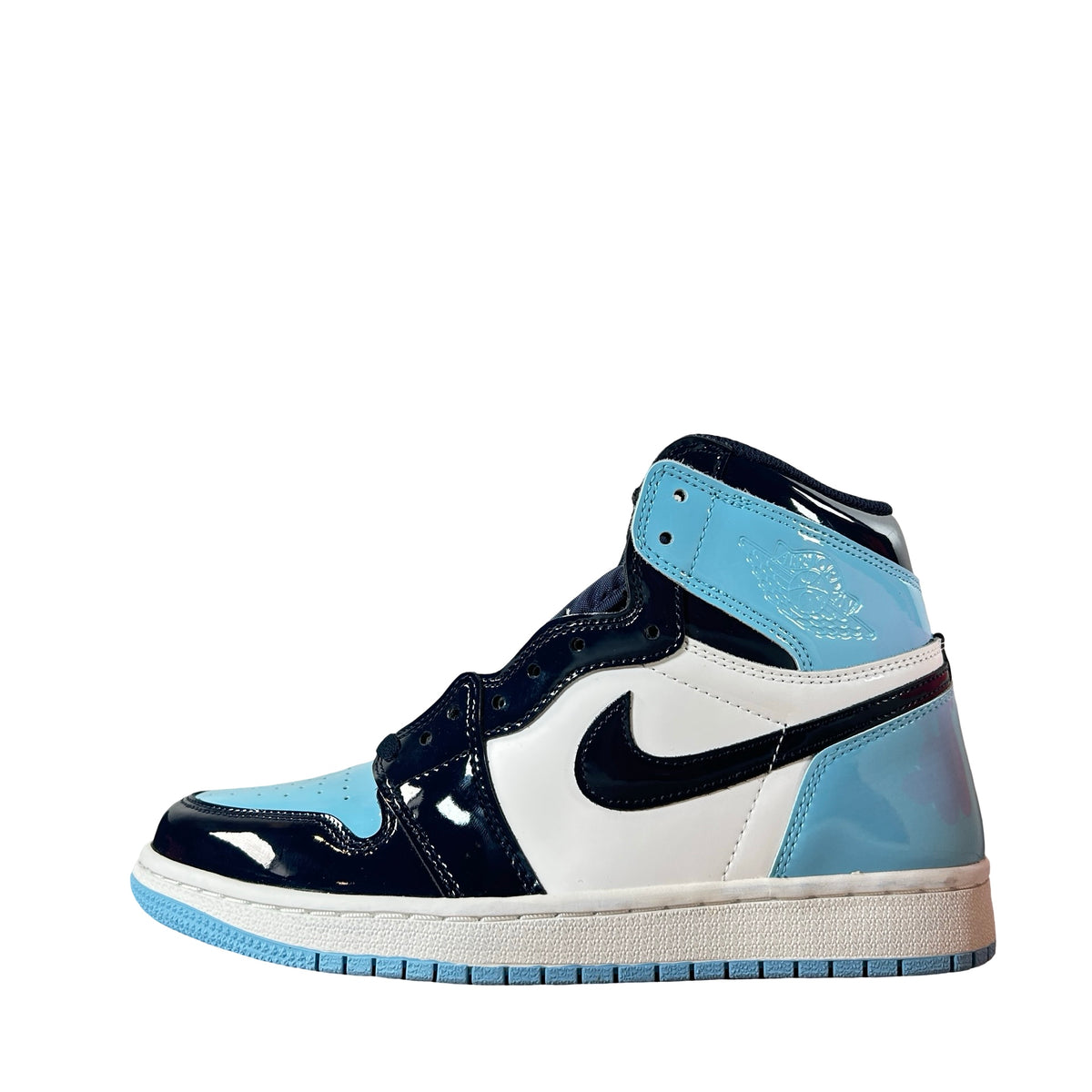 CD0461 401 Jordan 1 Retro High UNC Patent (Women's) - 8.5 W (Lightly Stained Midsole)