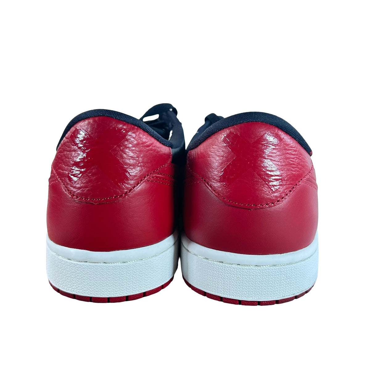 IW6276 001 Air Jordan 1 Retro Low OG Banned [USED] - 13 M (Used3)