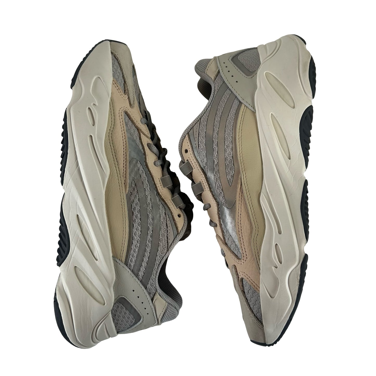 GY7924 adidas Yeezy Boost 700 V2 Cream [USED] - 10 M (Used)