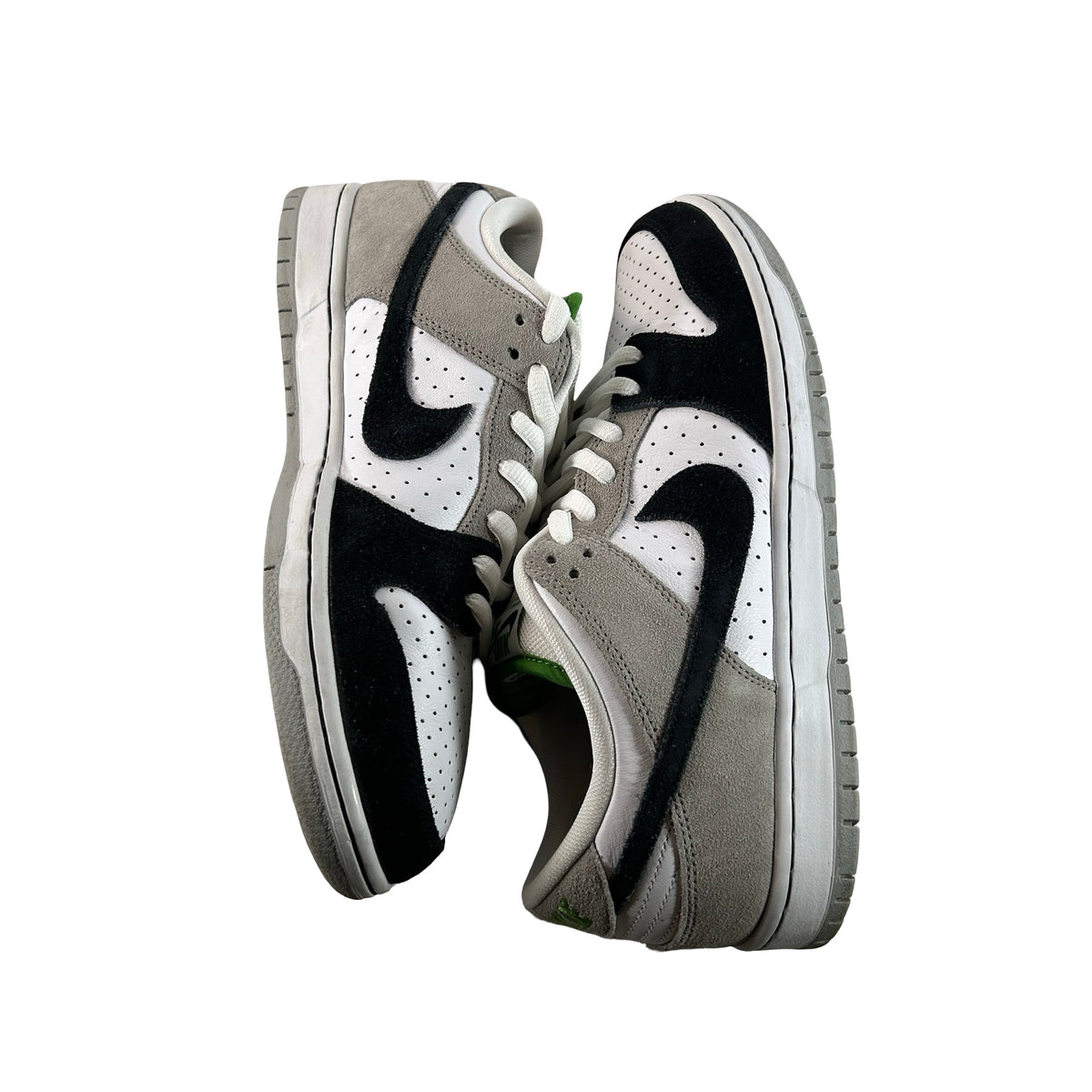 BQ6817 011 Nike SB Dunk Low Chlorophyll [USED] - 11 M (Used)