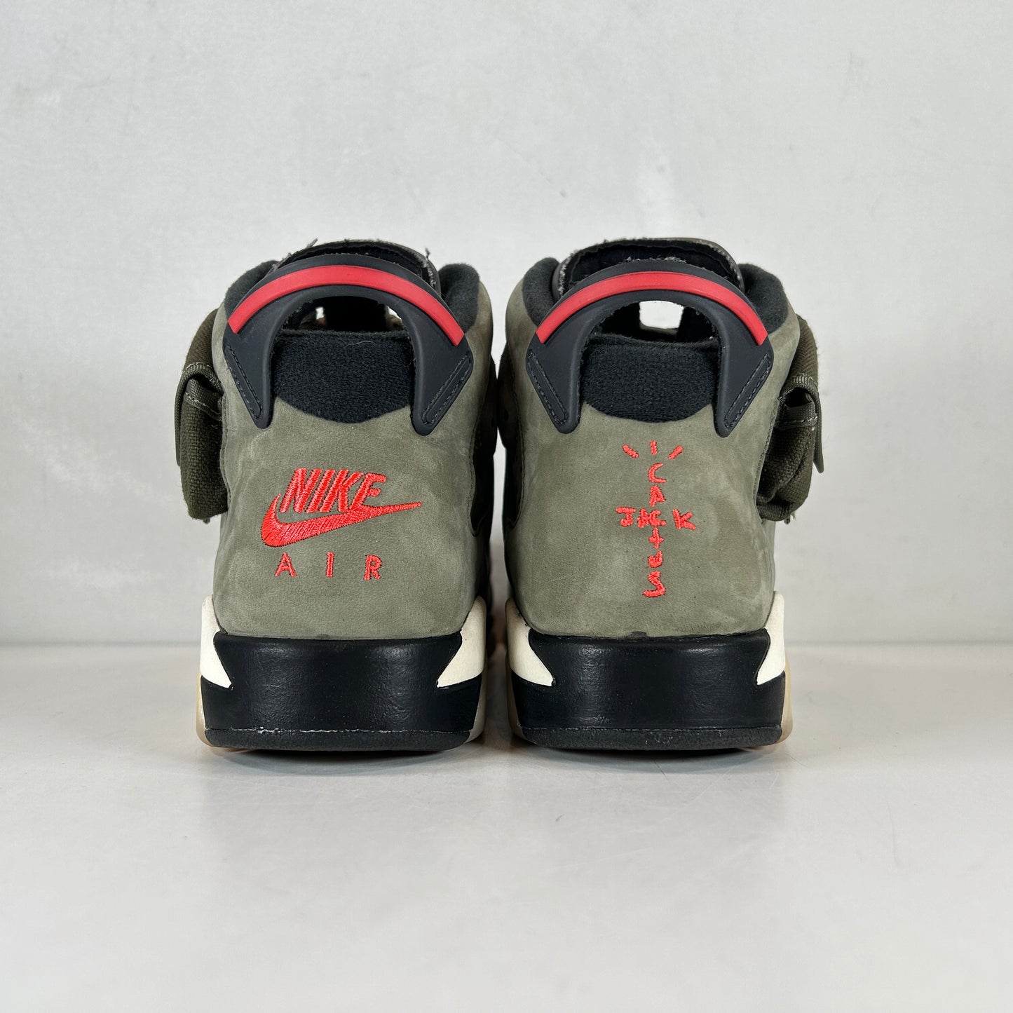 CN1085 200 Jordan 6 Retro Travis Scott (GS) [USED] - 7 Y (Used)