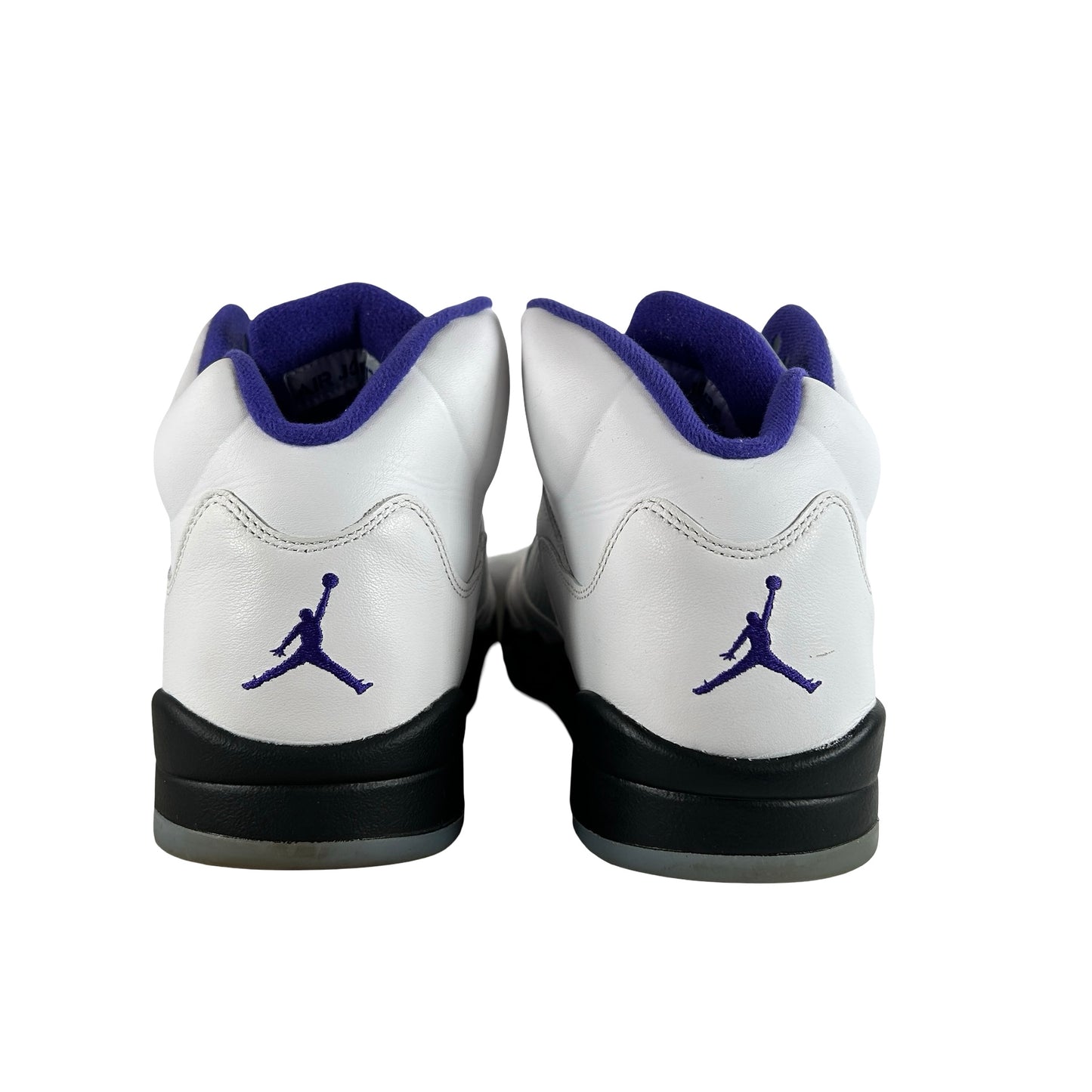 DD0587 141 Jordan 5 Retro Oscuro Concordia