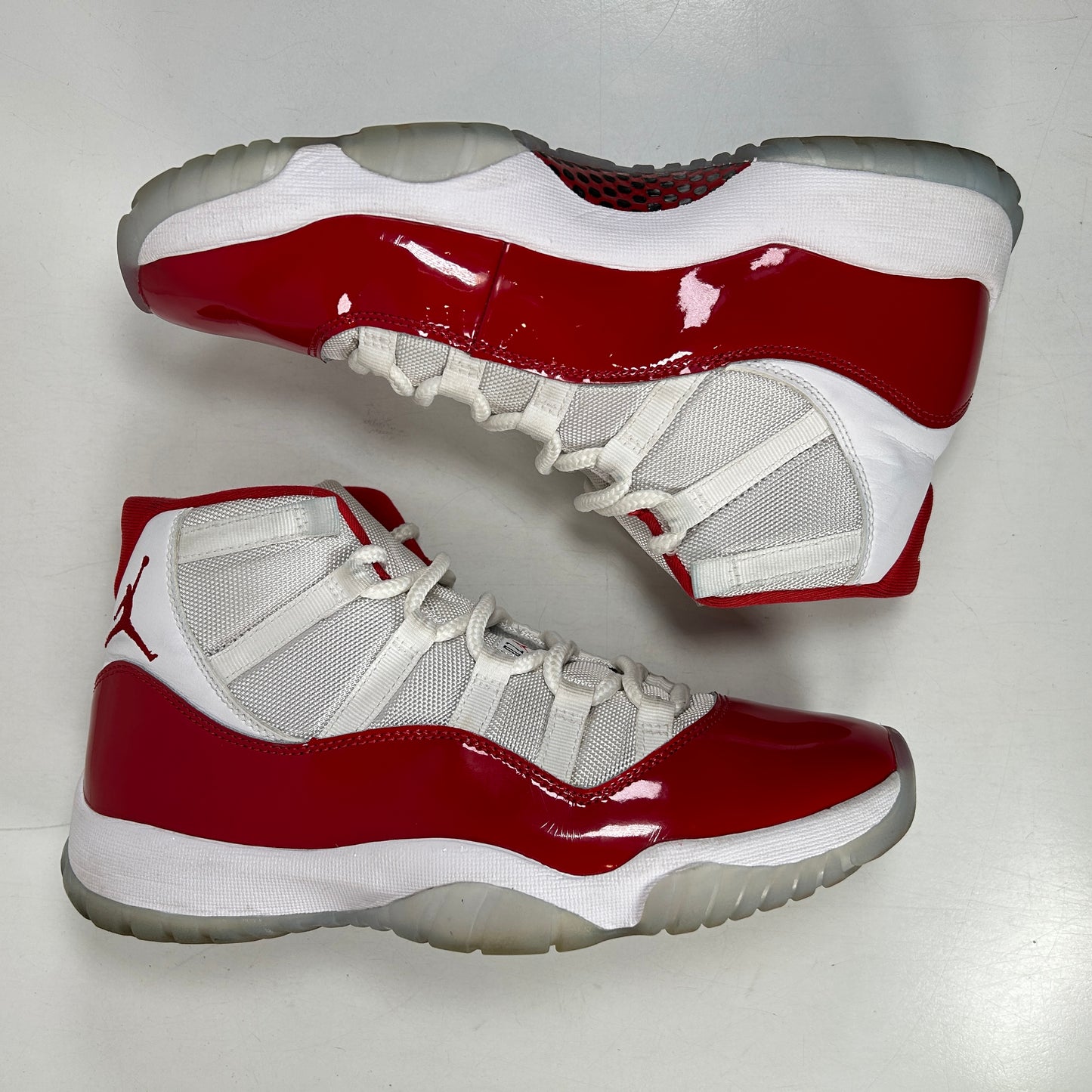 CT8012 116 Jordan 11 Retro Cherry (2022) [USED] - 9 M (Used)