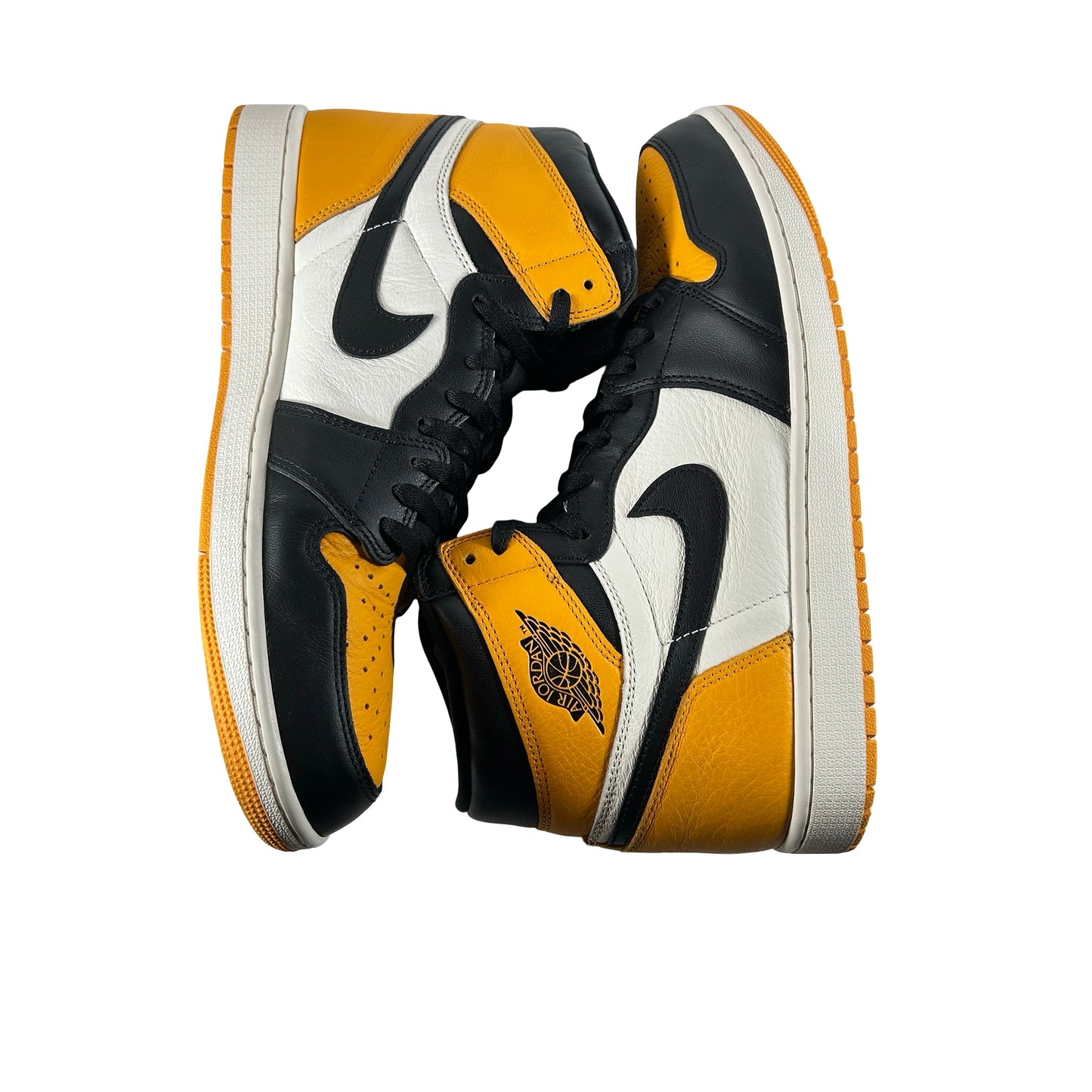 555088 711 Jordan 1 Retro High OG Punta amarilla