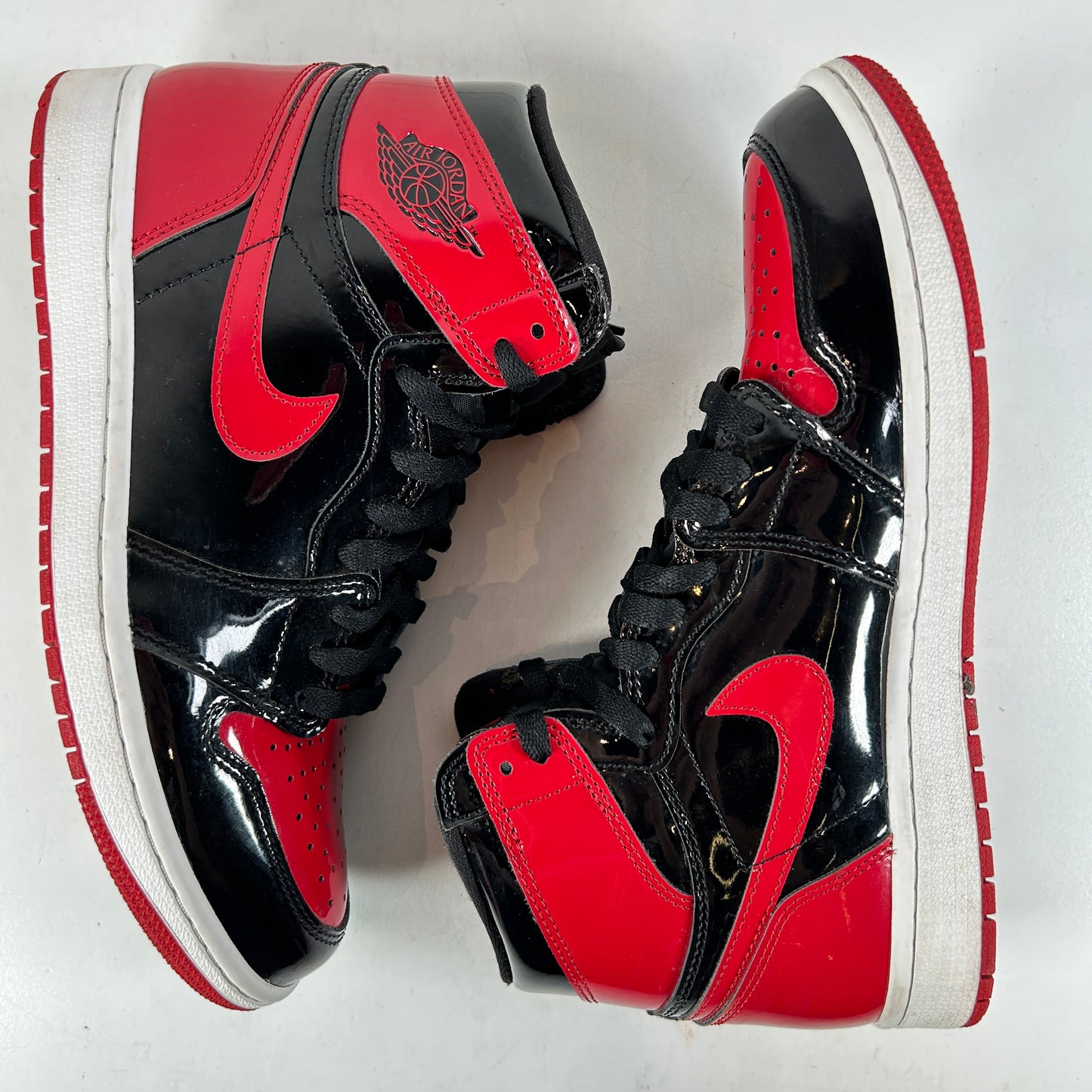 555088 063 Jordan 1 Retro High OG Patent Bred [USED] - 8.5 M (Used3)