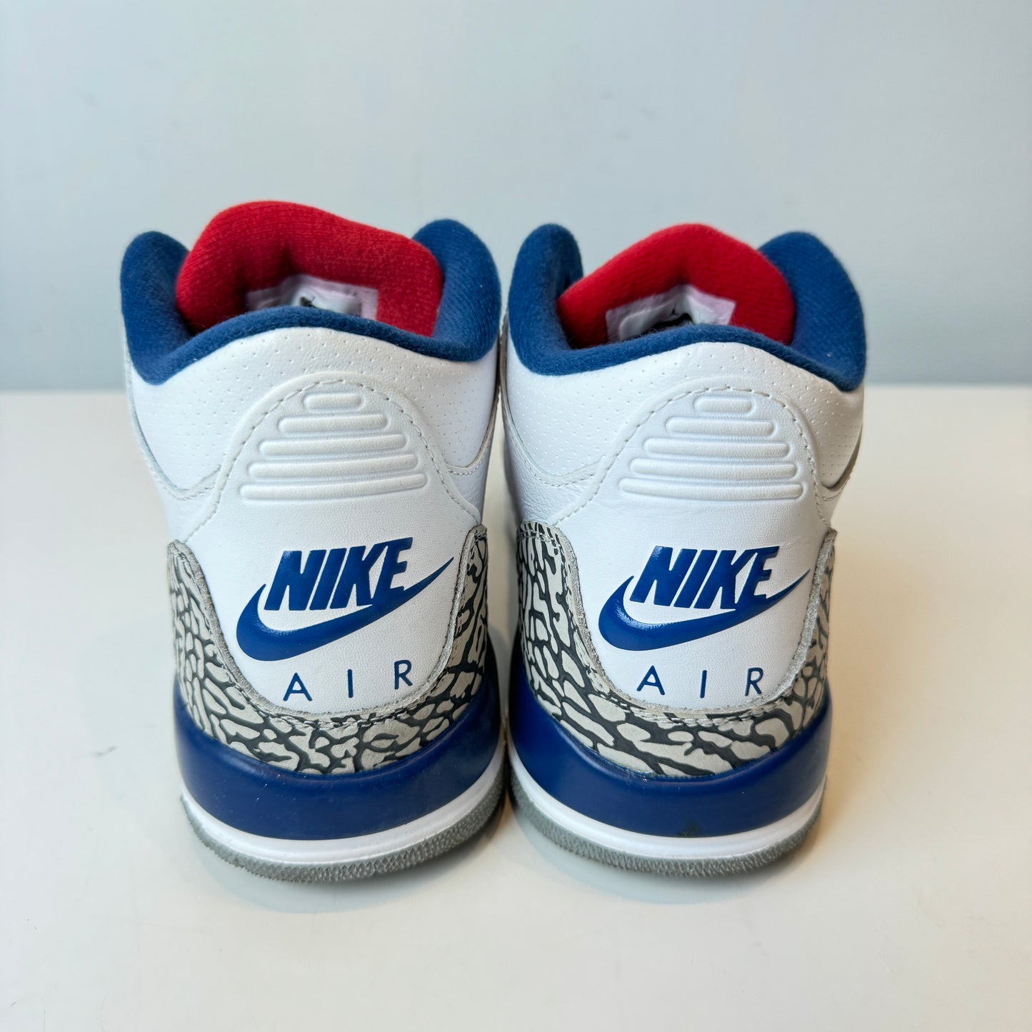 854261 106 Jordan 3 Retro True Blue (2016) GS [USED] - 5.5 Y (Used)