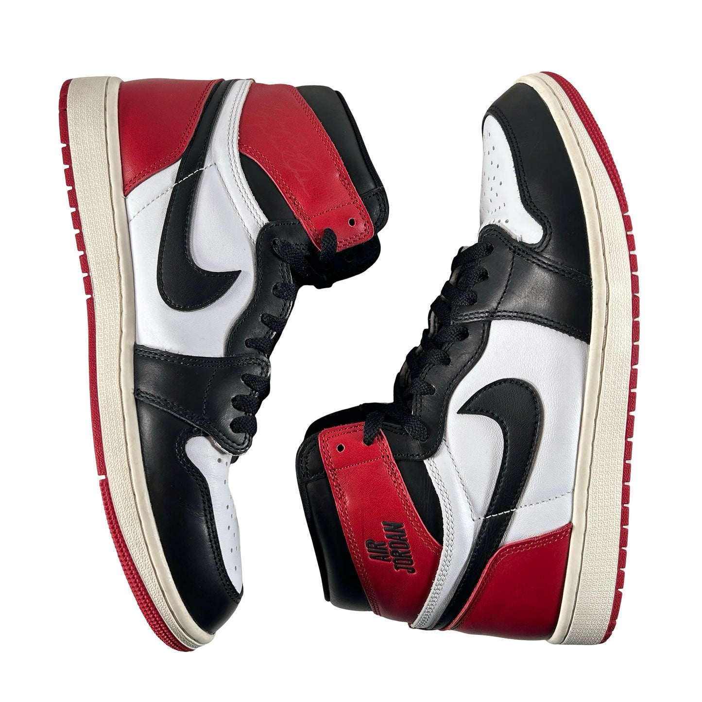 DZ5485 106 Jordan 1 Retro High OG Black Toe Reimagined [USED] - 11 M (Used5) (No Box5)