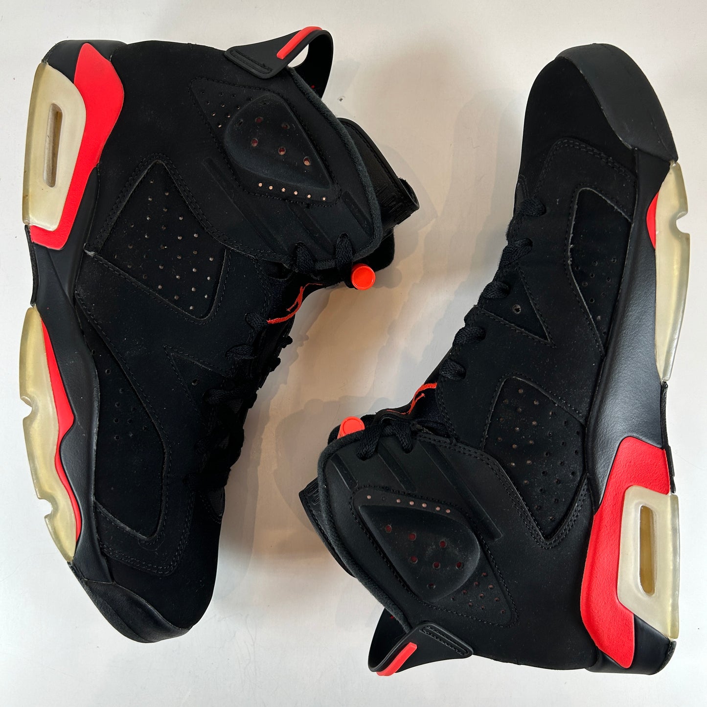 384664 060 Jordan 6 Infrared [USED] - 12 M (Used)