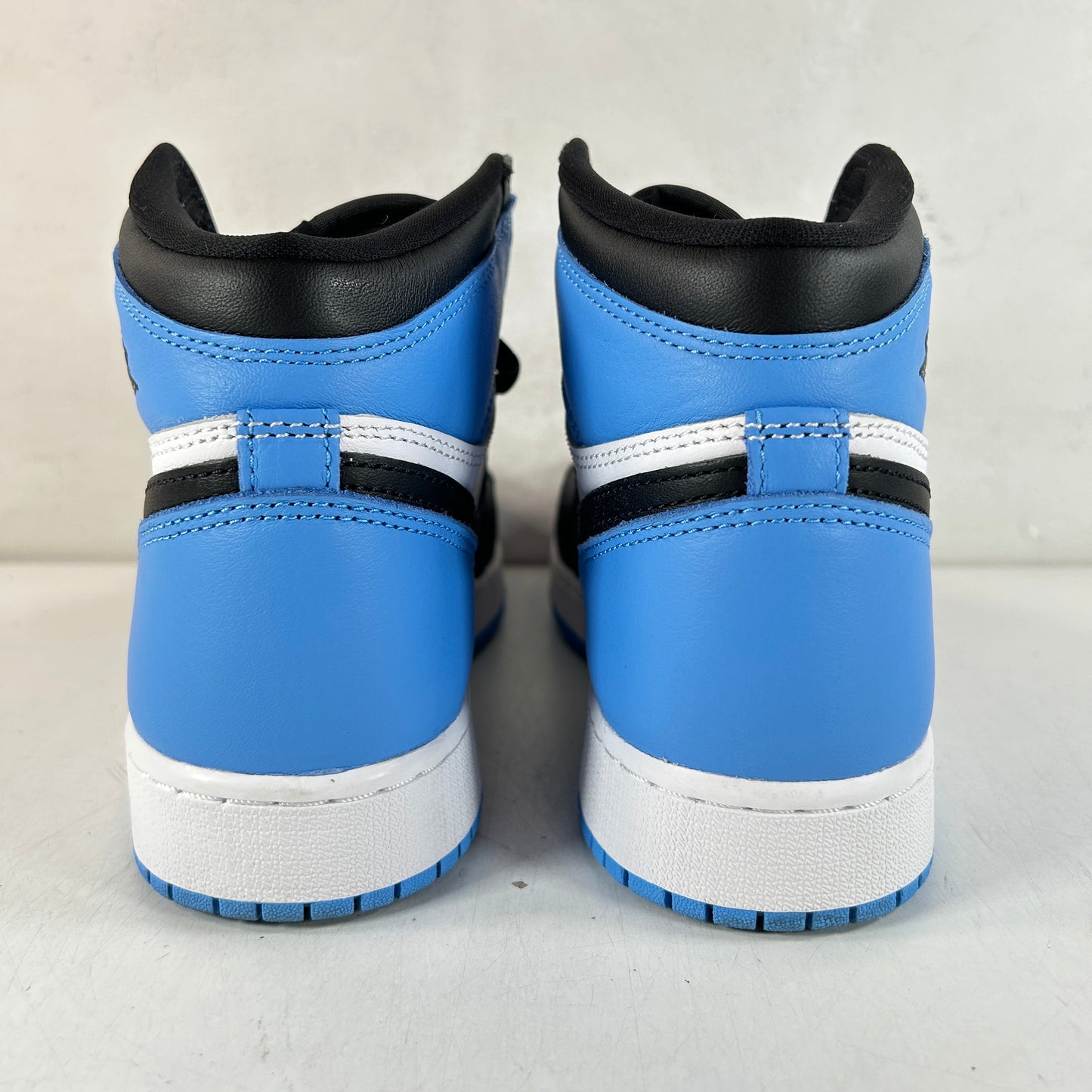 FD1437 400 Jordan 1 Retro High OG UNC Toe (GS) [USED] - 6 Y (Used) (No Box)