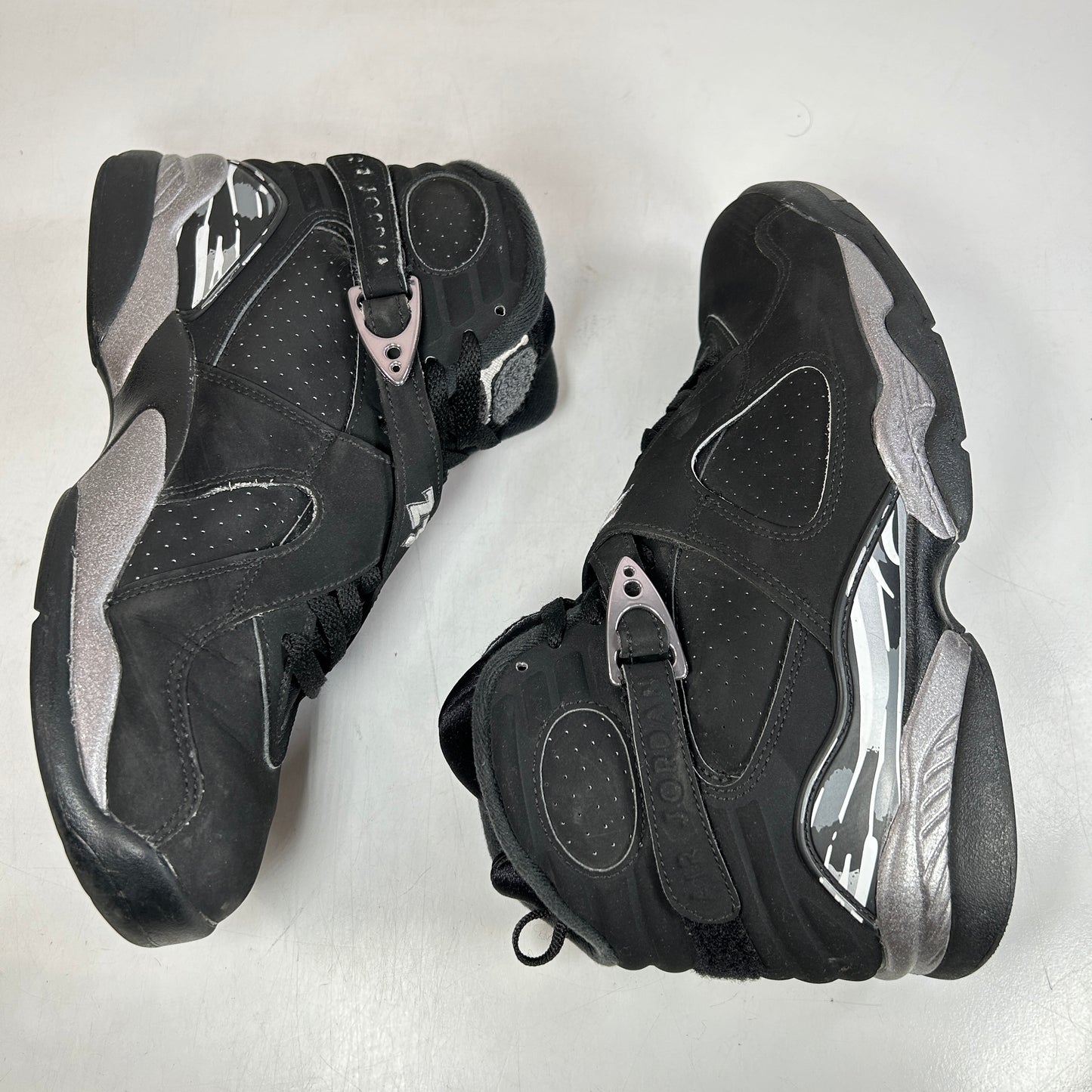 305381 003 Jordan 8 Retro Chrome (2015) [USED] - 8.5 M (Used)