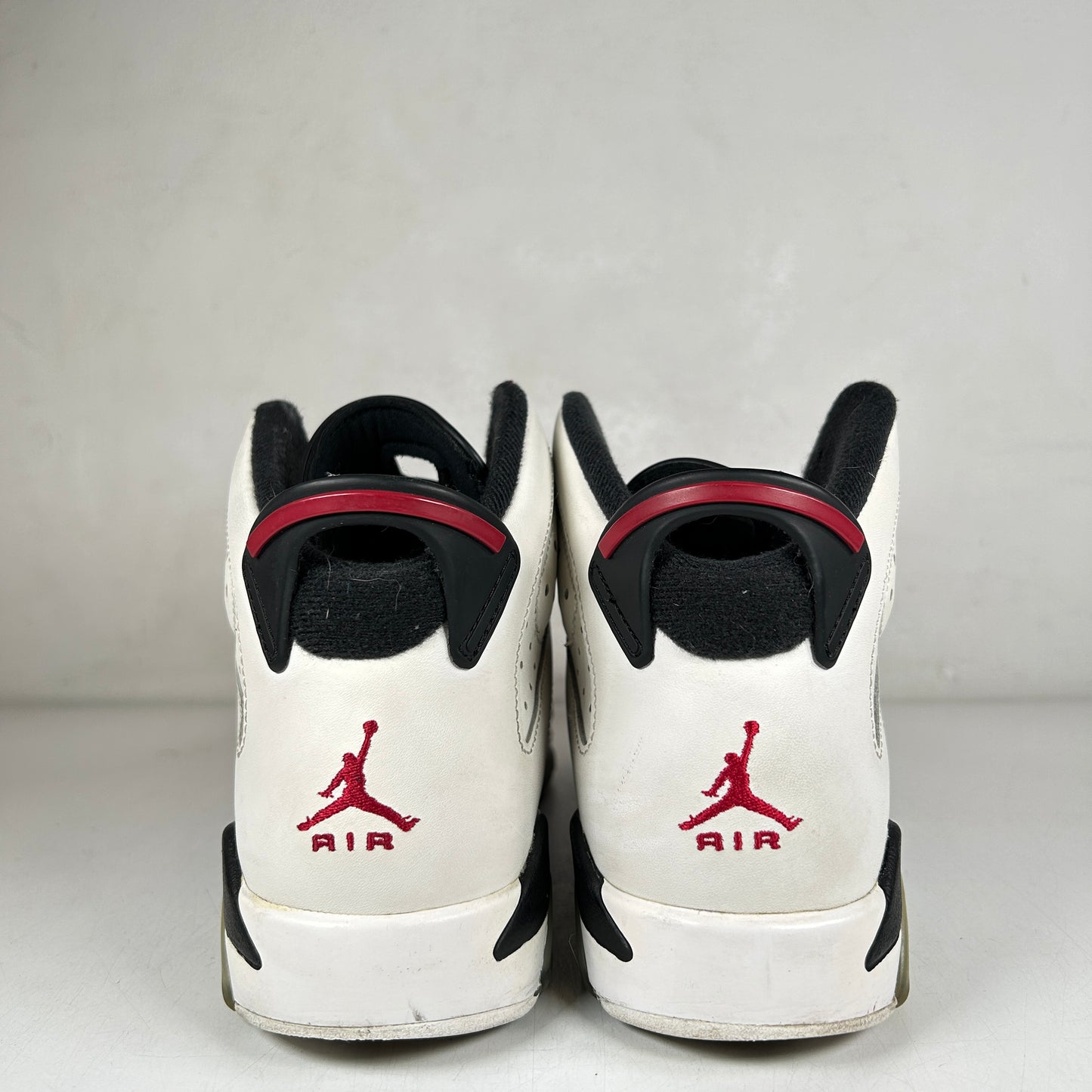 384665 160 Jordan 6 Retro Carmine (2014) (GS) [USED] - 7 Y (Used)