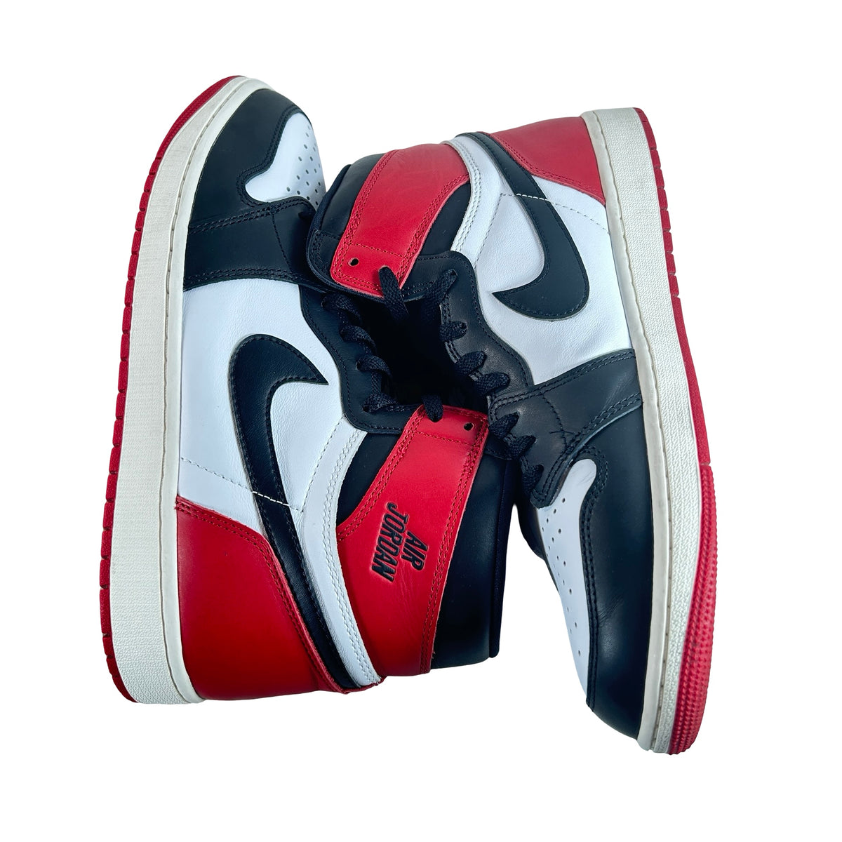 DZ5485 106 Jordan 1 Retro High OG Black Toe Reimagined [USED] - 13 M (Used5)