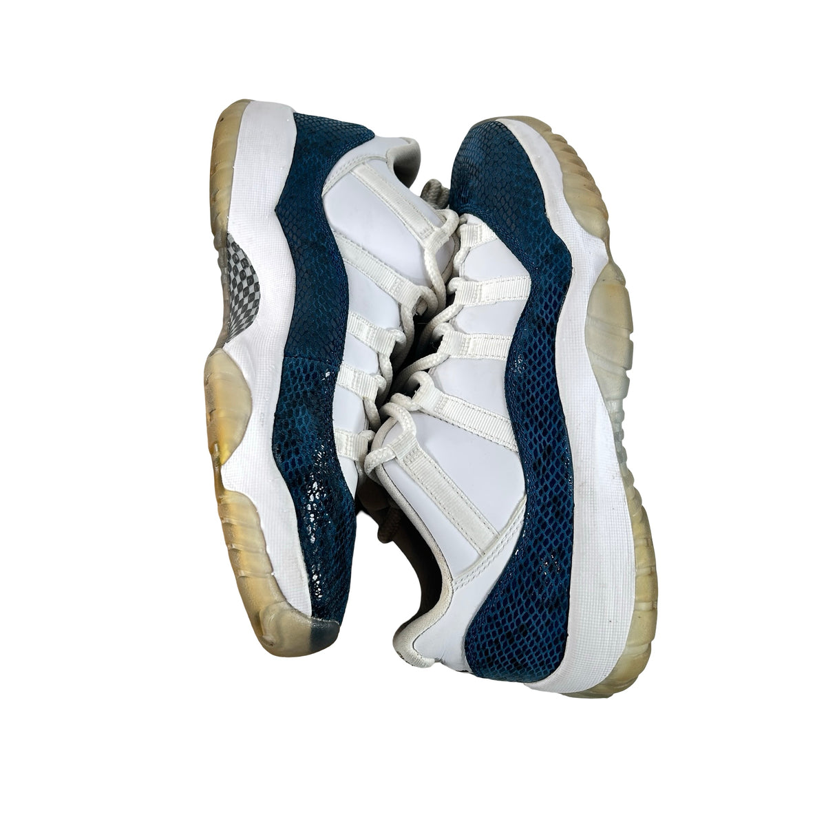 CD6846 102 Jordan 11 Retro Low Snake Navy (2019) [USED] - 9 M (Used)
