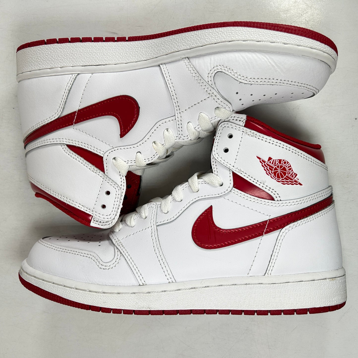 575441 103 Jordan 1 Retro Metálico Rojo (2017) (GS)