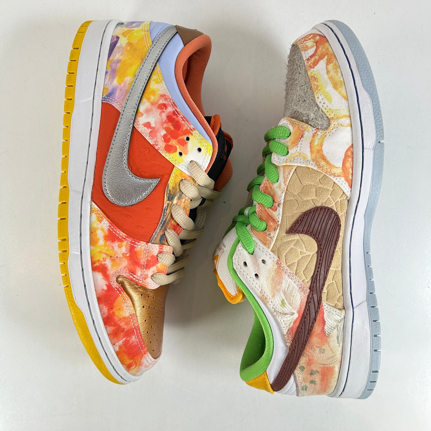 CV1628 800 Nike SB Dunk Low Street Hawker [USED] - 10 M (Used)